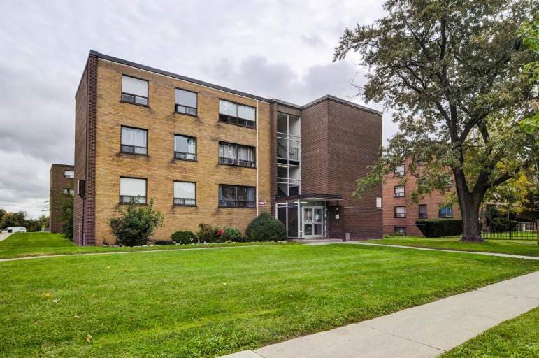 North44 Property Management — 1 Bedroom - Photo 6