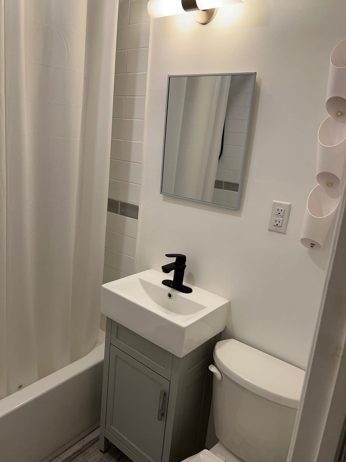 North44 Property Management — Bachelor + Den - Photo 29
