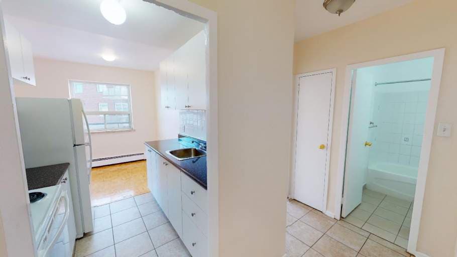 North44 Property Management — 1 Bedroom - Photo 9