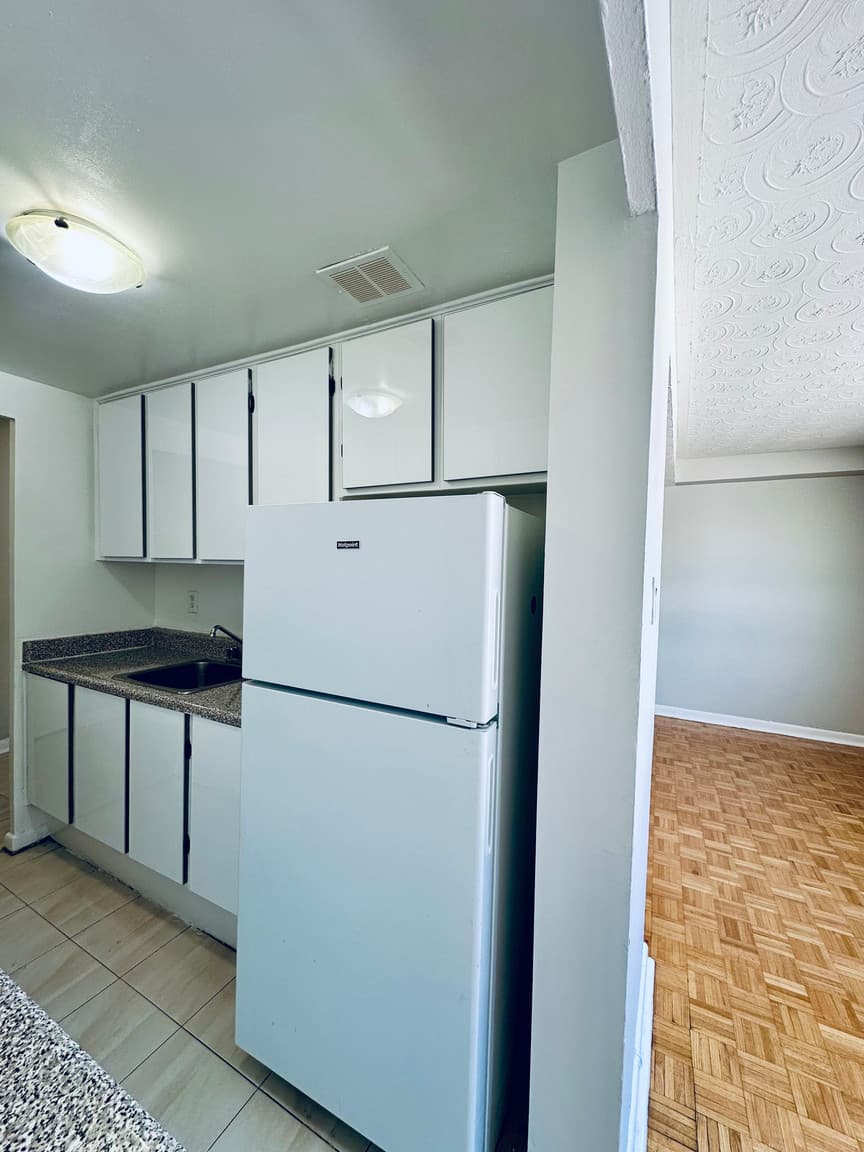 Gowan PM — 1 Bedroom - Photo 3