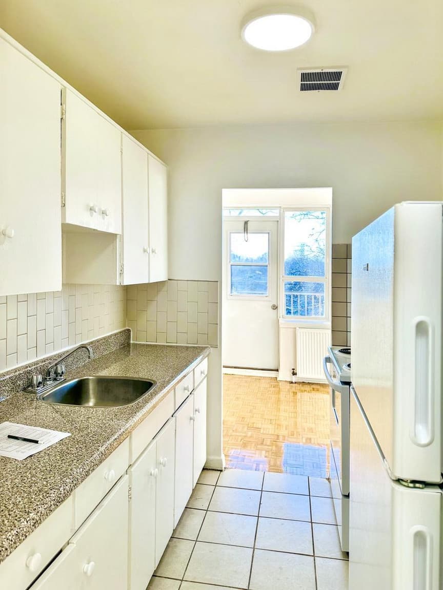 Gowan PM — 1 Bedroom - Photo 2