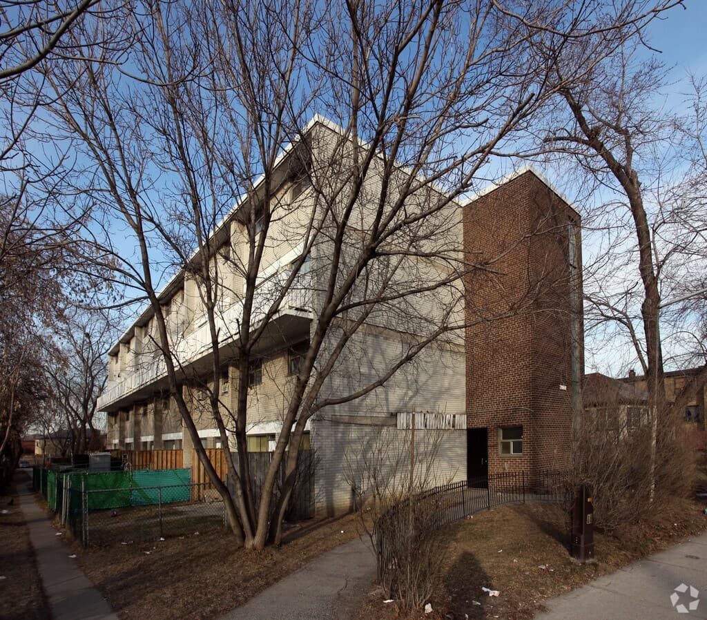 Gowan PM — 2 Bedroom - Photo 17