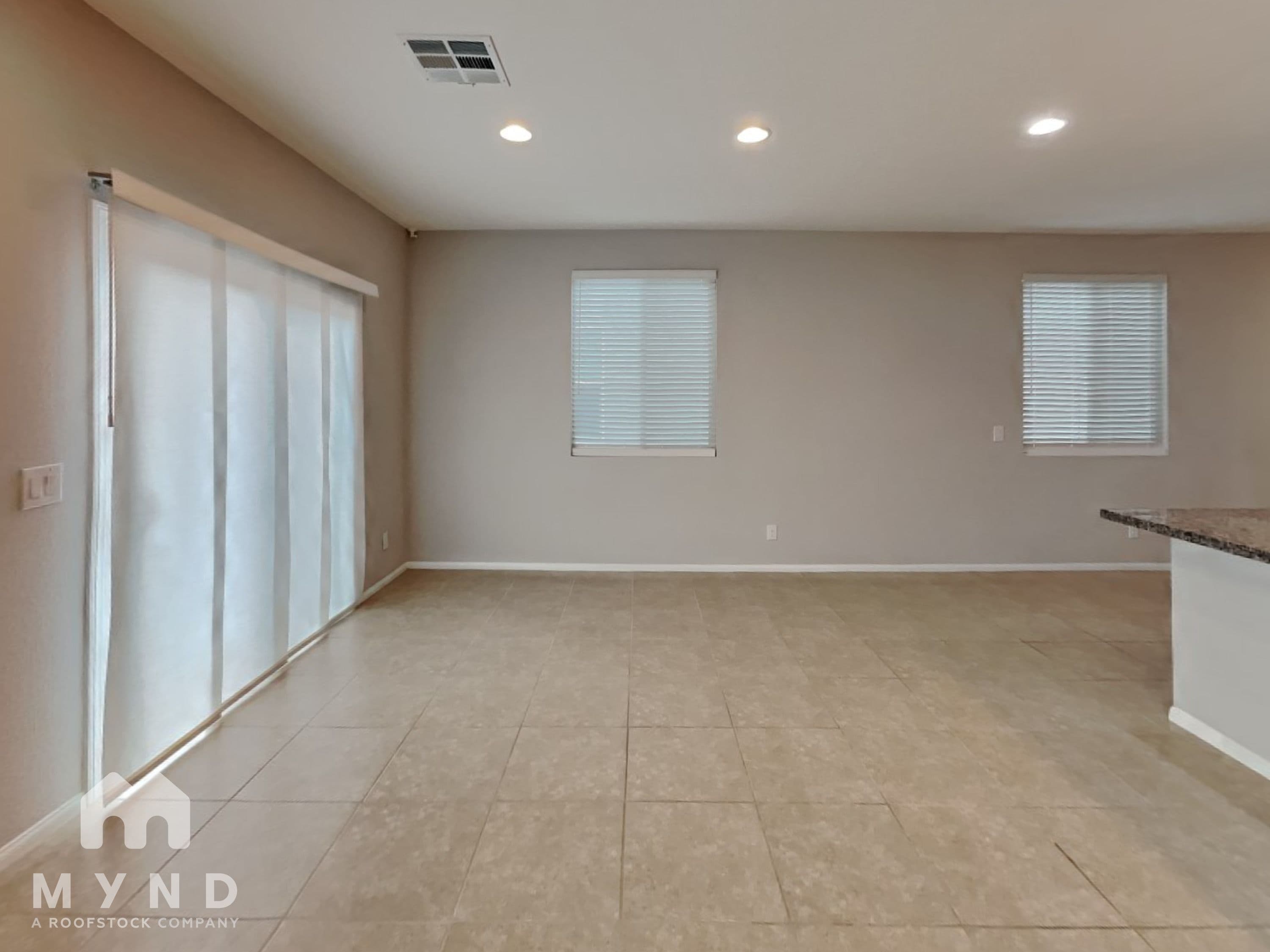 MYND — 3 Bedroom(s) and 2.5 Bathroom(s) - Photo 4