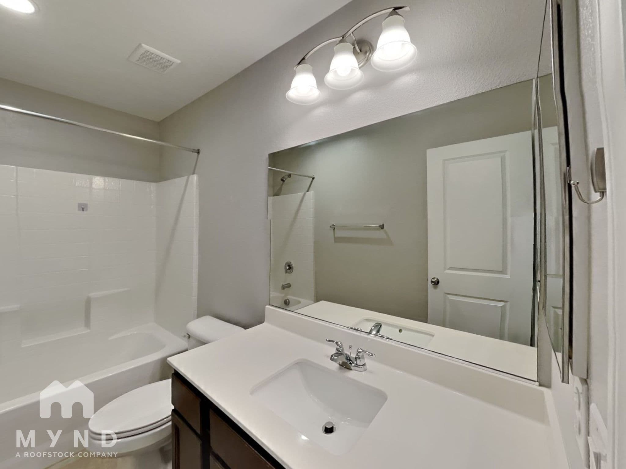 MYND — 3 Bedroom(s) and 2.5 Bathroom(s) - Photo 13