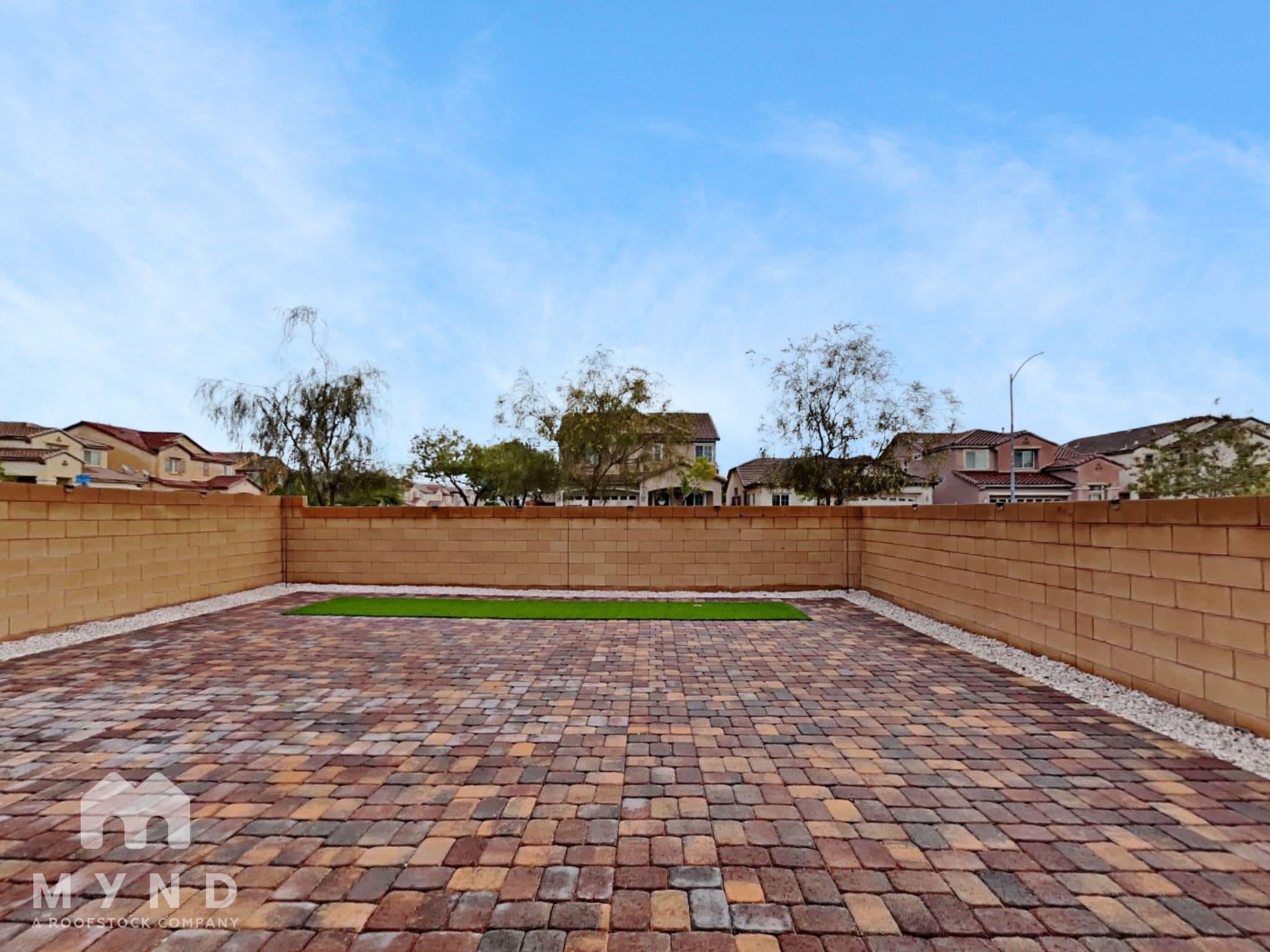 MYND — 3 Bedroom(s) and 2.5 Bathroom(s) - Photo 18