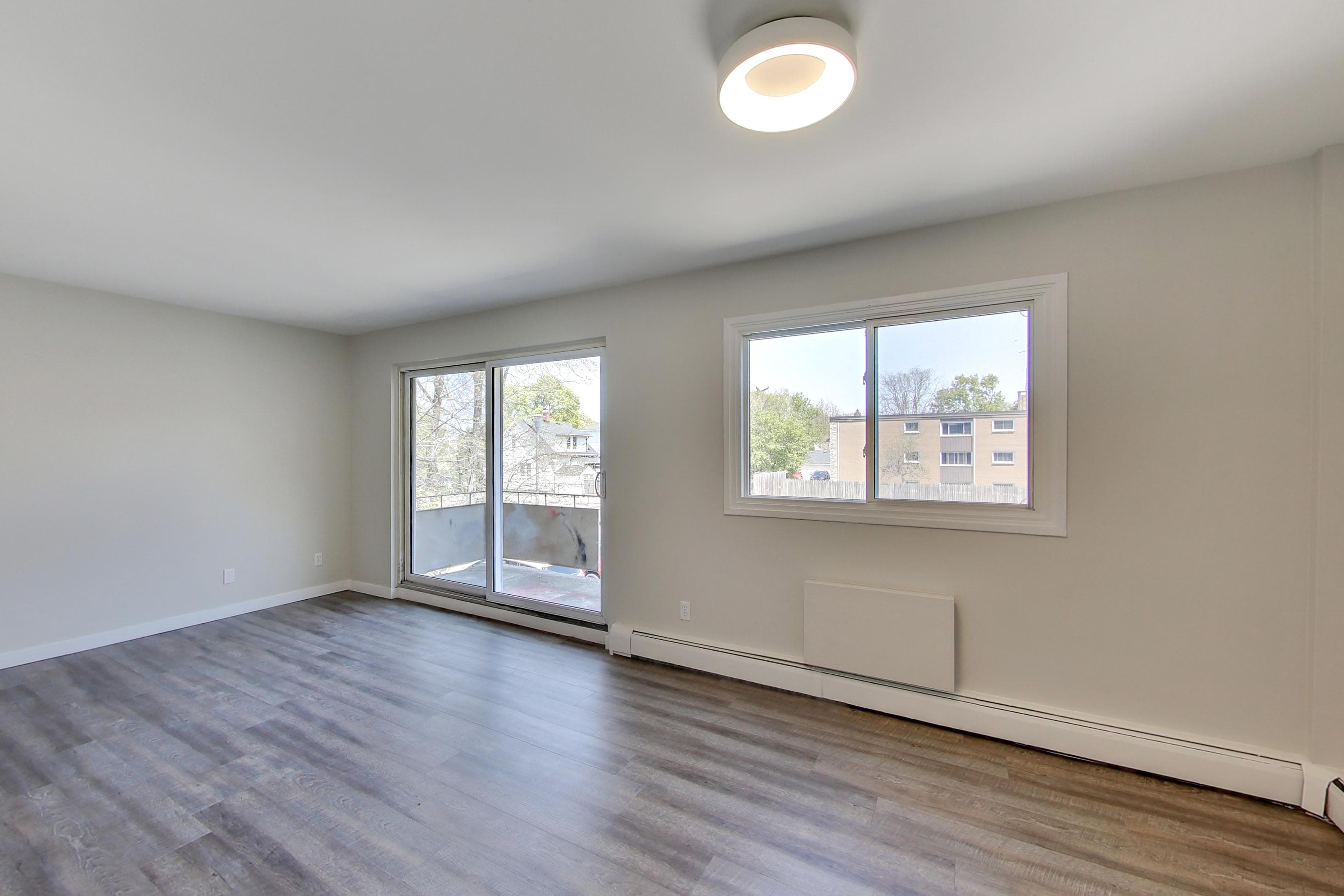Whitehall Apartments — 303 - Photo 11
