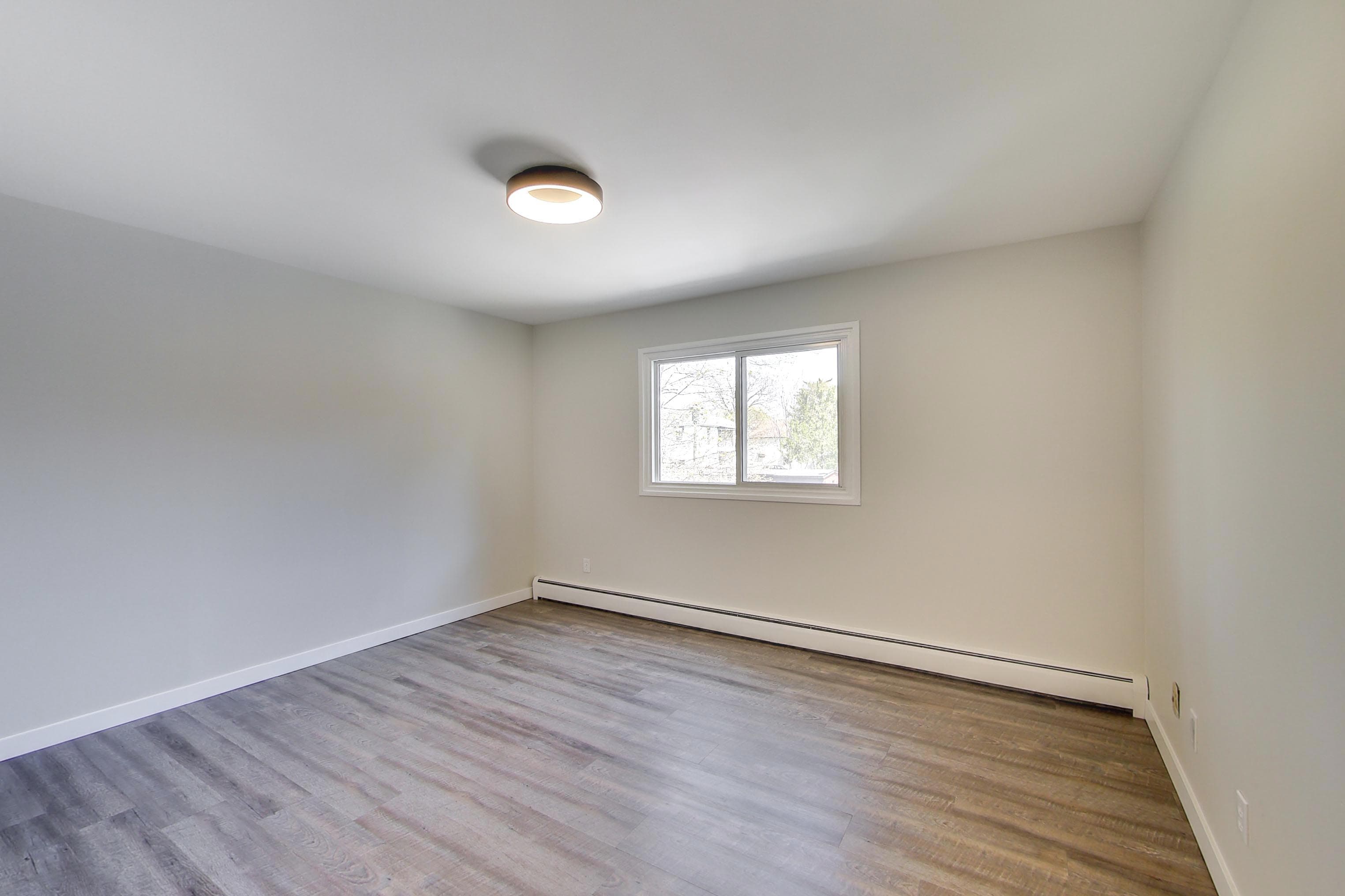 Whitehall Apartments — 303 - Photo 14