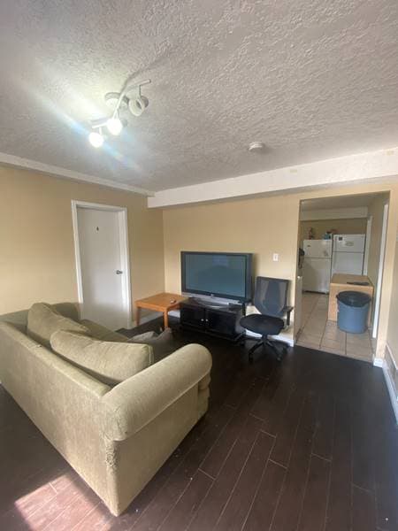 K-W Property Management - Photo 6