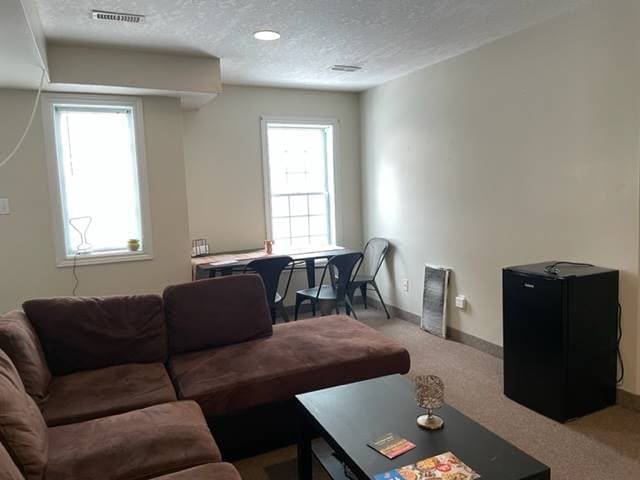 K-W Property Management — RM1 - Unit B - Photo 4