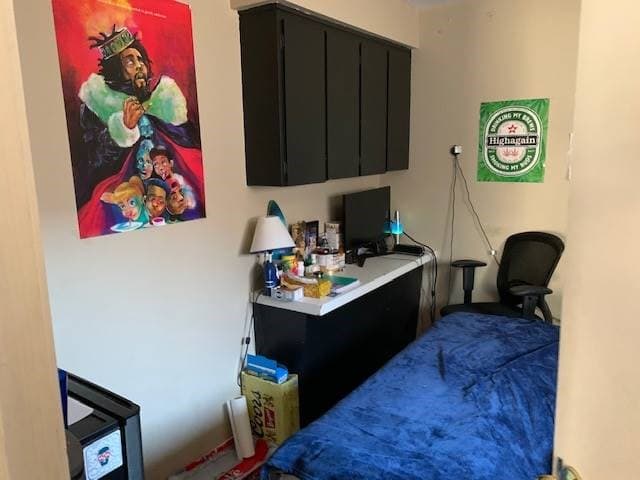 K-W Property Management — Unit A - Photo 13