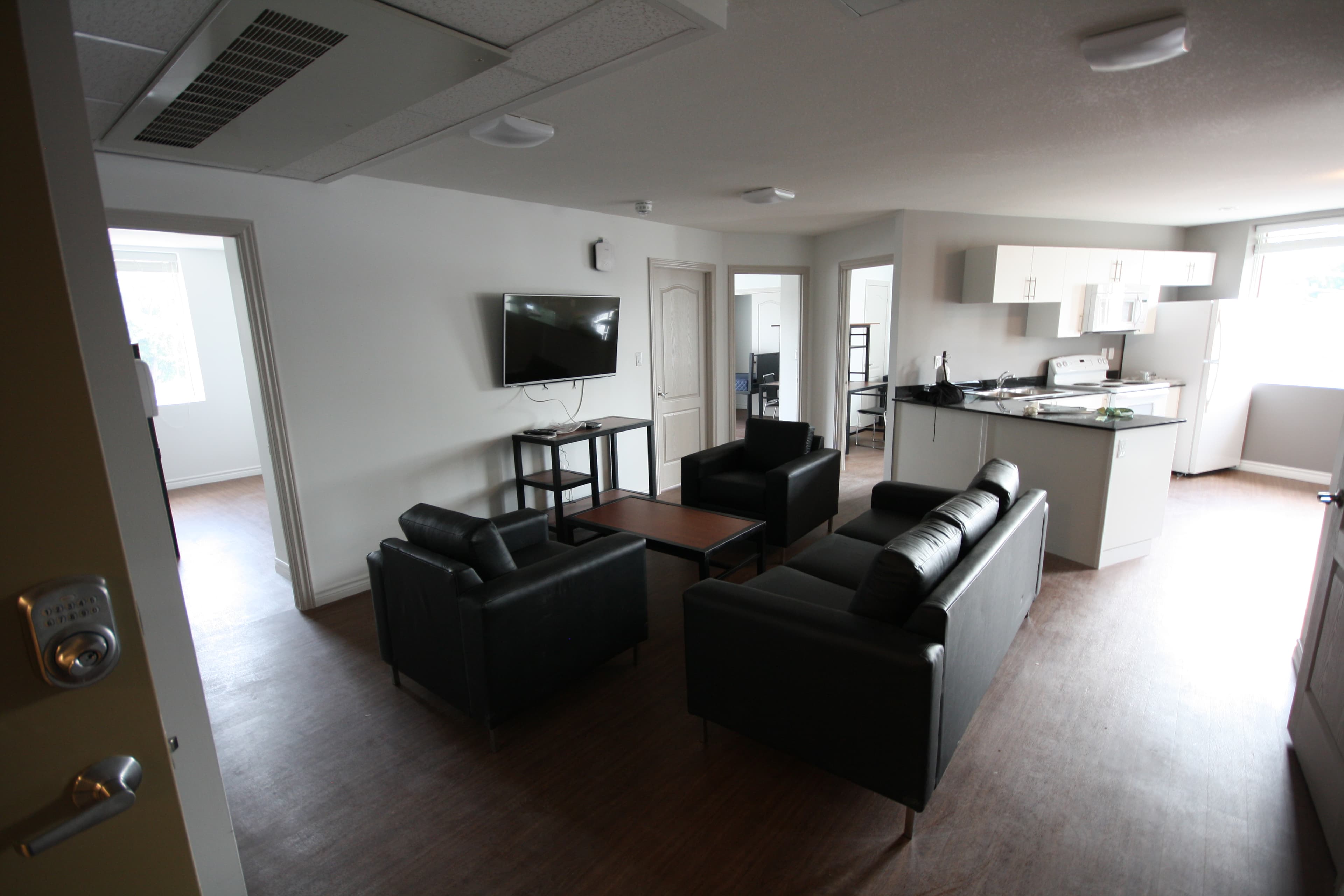 MainCline Executive Student rooms — 103-Room3 - Photo 51