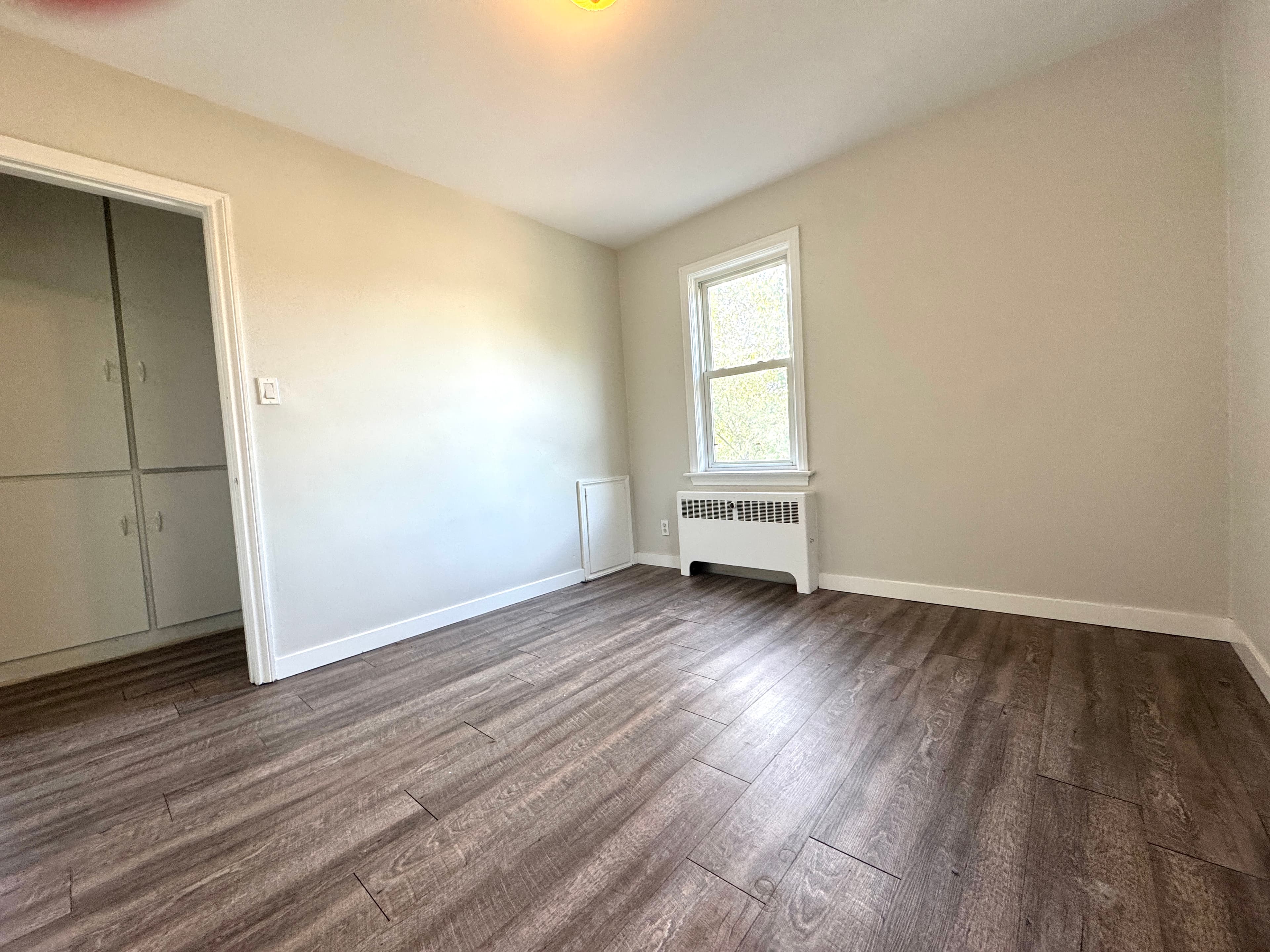 Whitehall Apartments — 6 - Photo 5