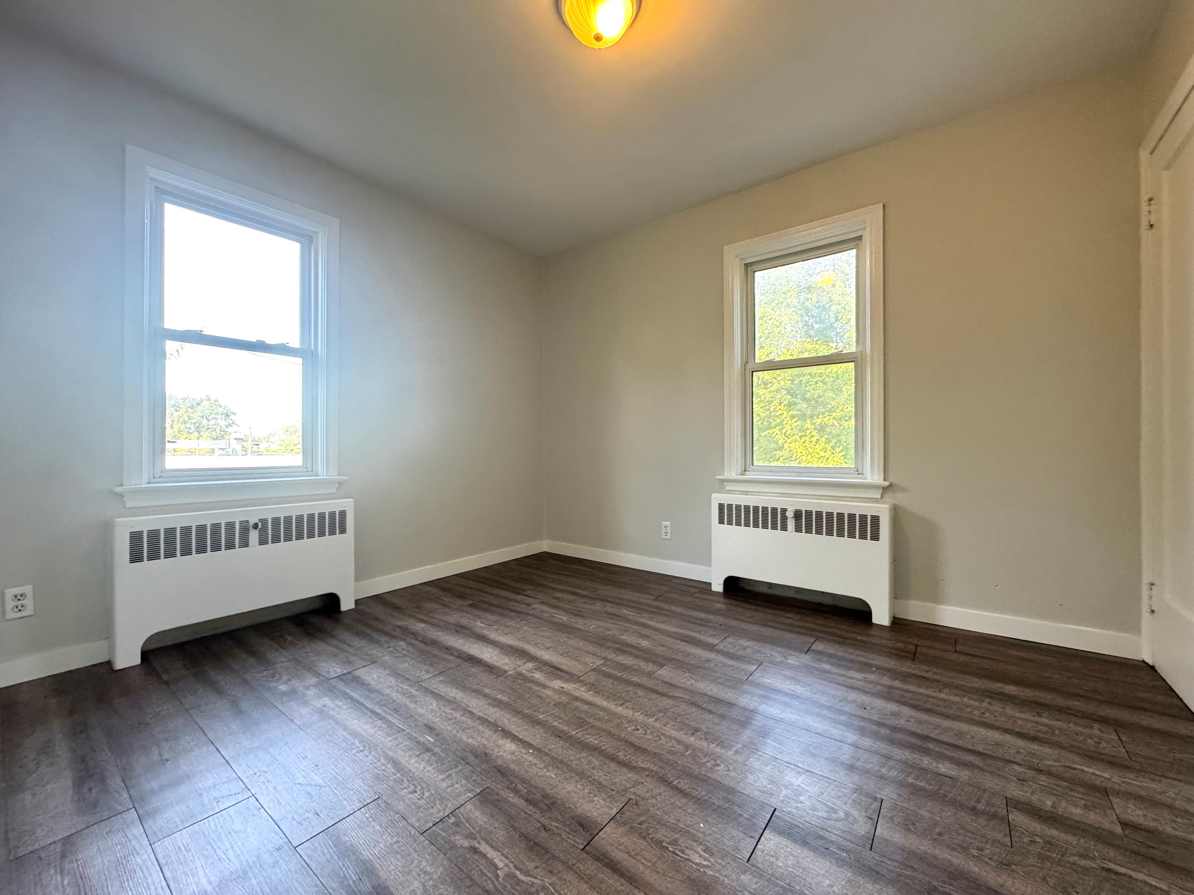 Whitehall Apartments — 6 - Photo 6