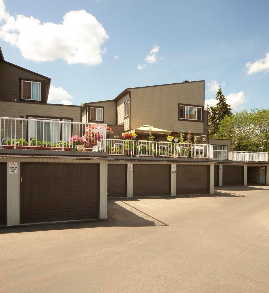 Strategic Group — 2 Bed/1 Bath Bungalow - Photo 12