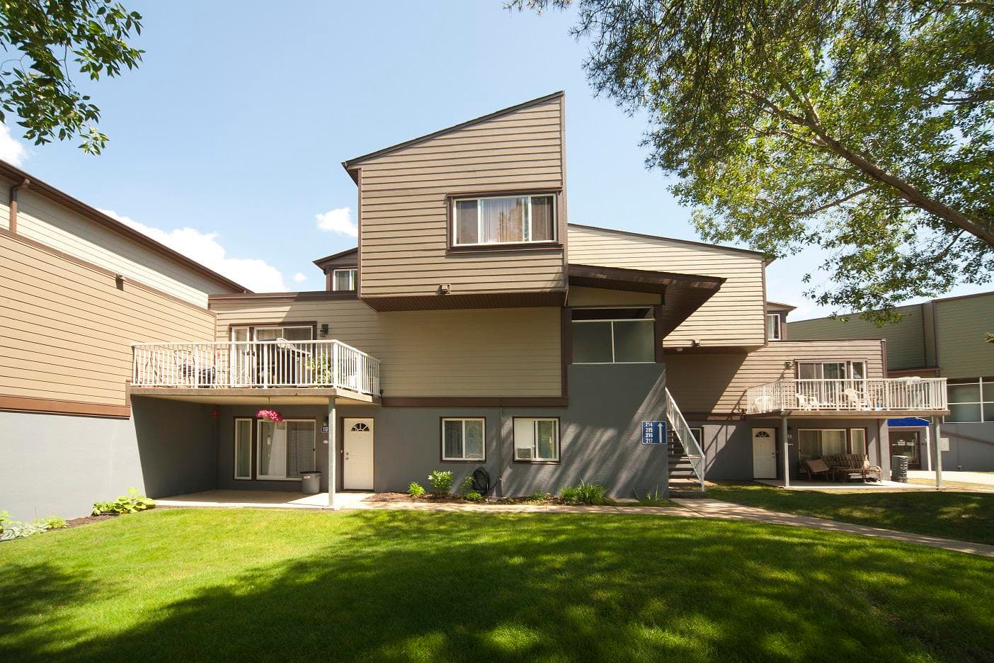 Strategic Group — 2 Bed/1 Bath Bungalow - Photo 16