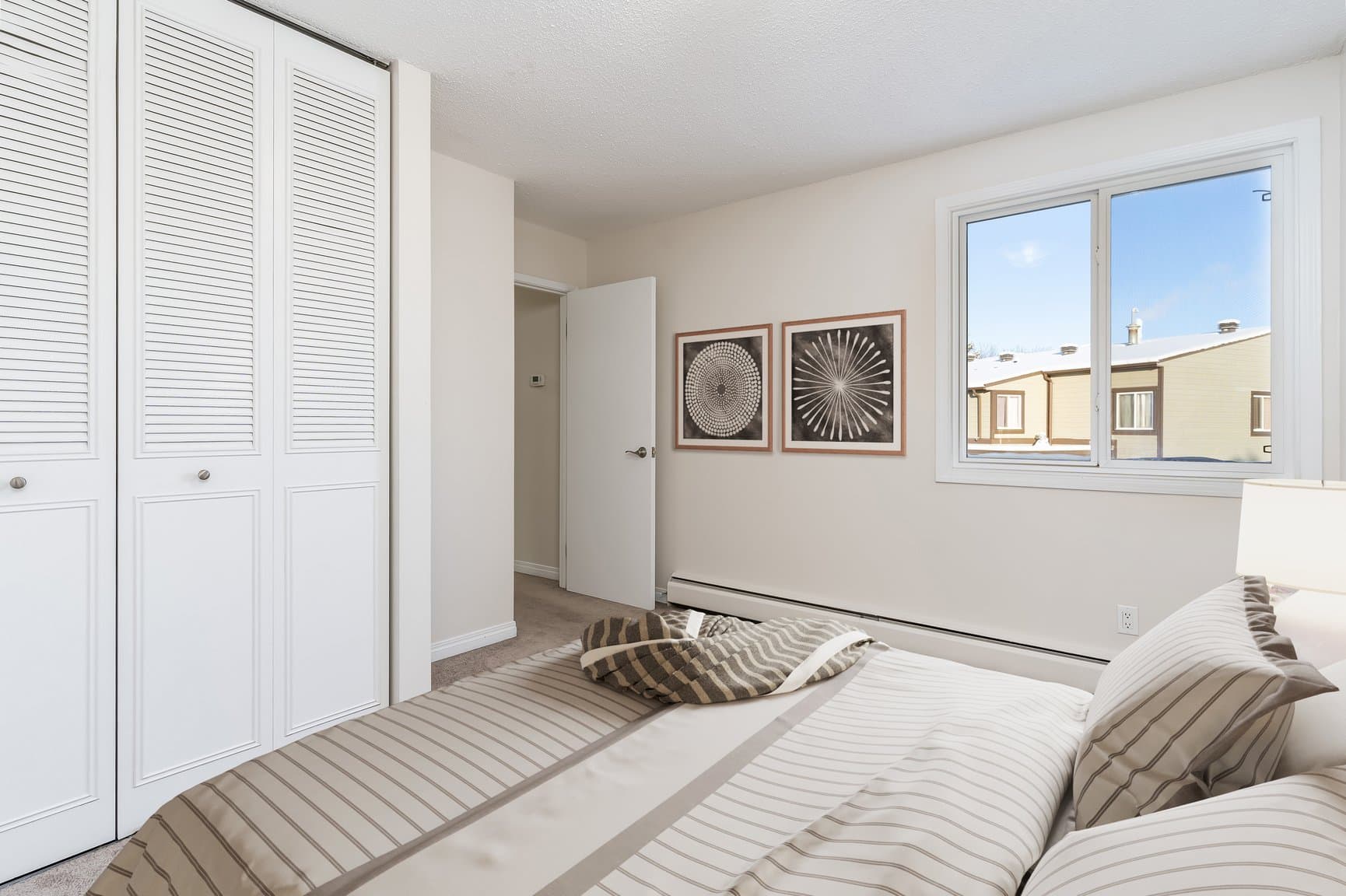 Strategic Group — 2 Bed/1 Bath Bungalow - Photo 11