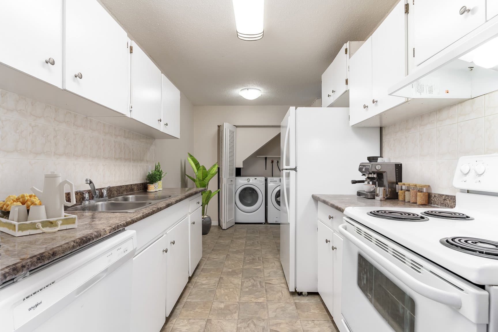 Strategic Group — 2 Bed/1 Bath Bungalow - Photo 26