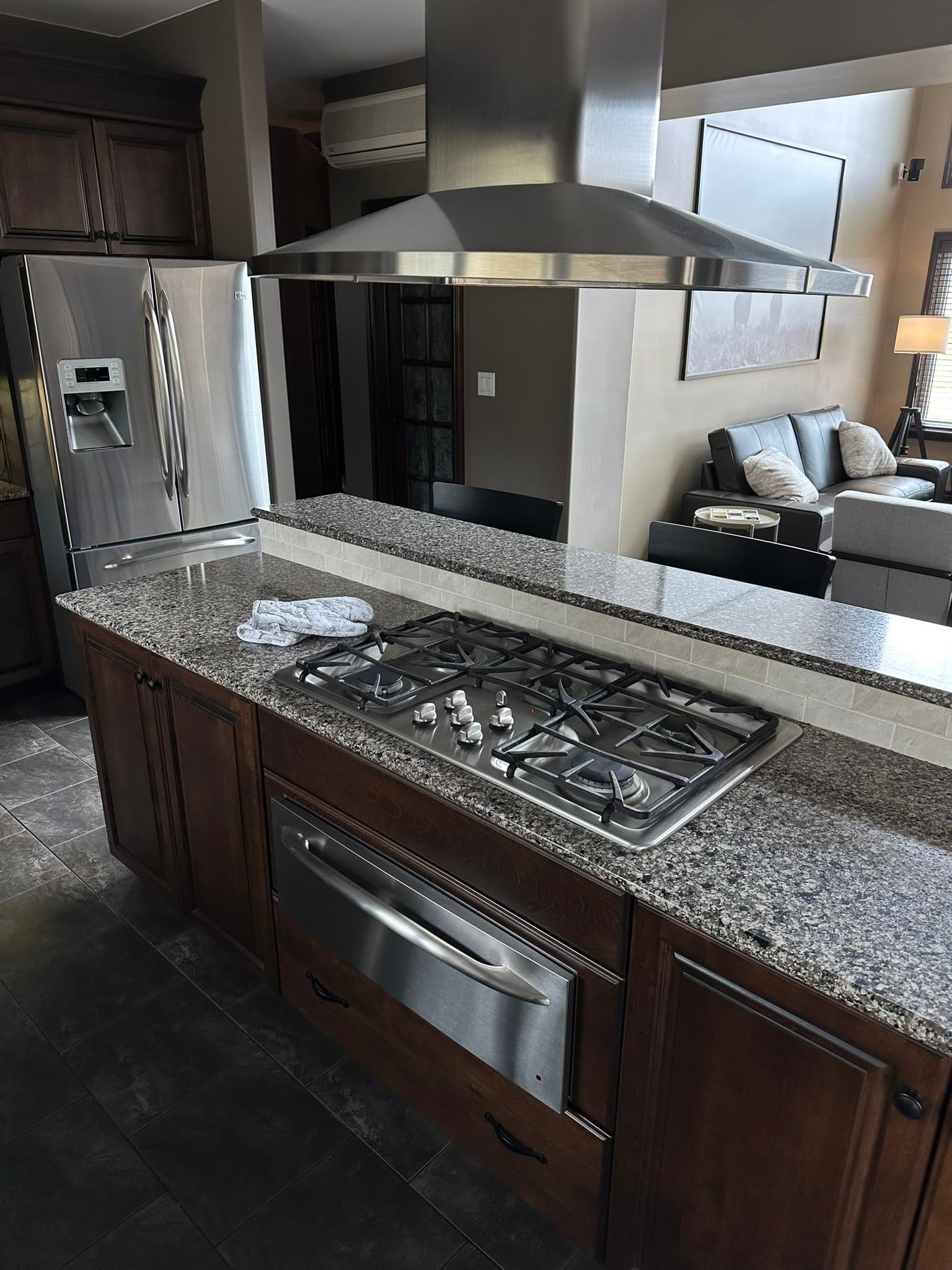 PropertyGuys.com — 4 Bedroom(s) and 2.5 Bathroom(s) - Photo 22