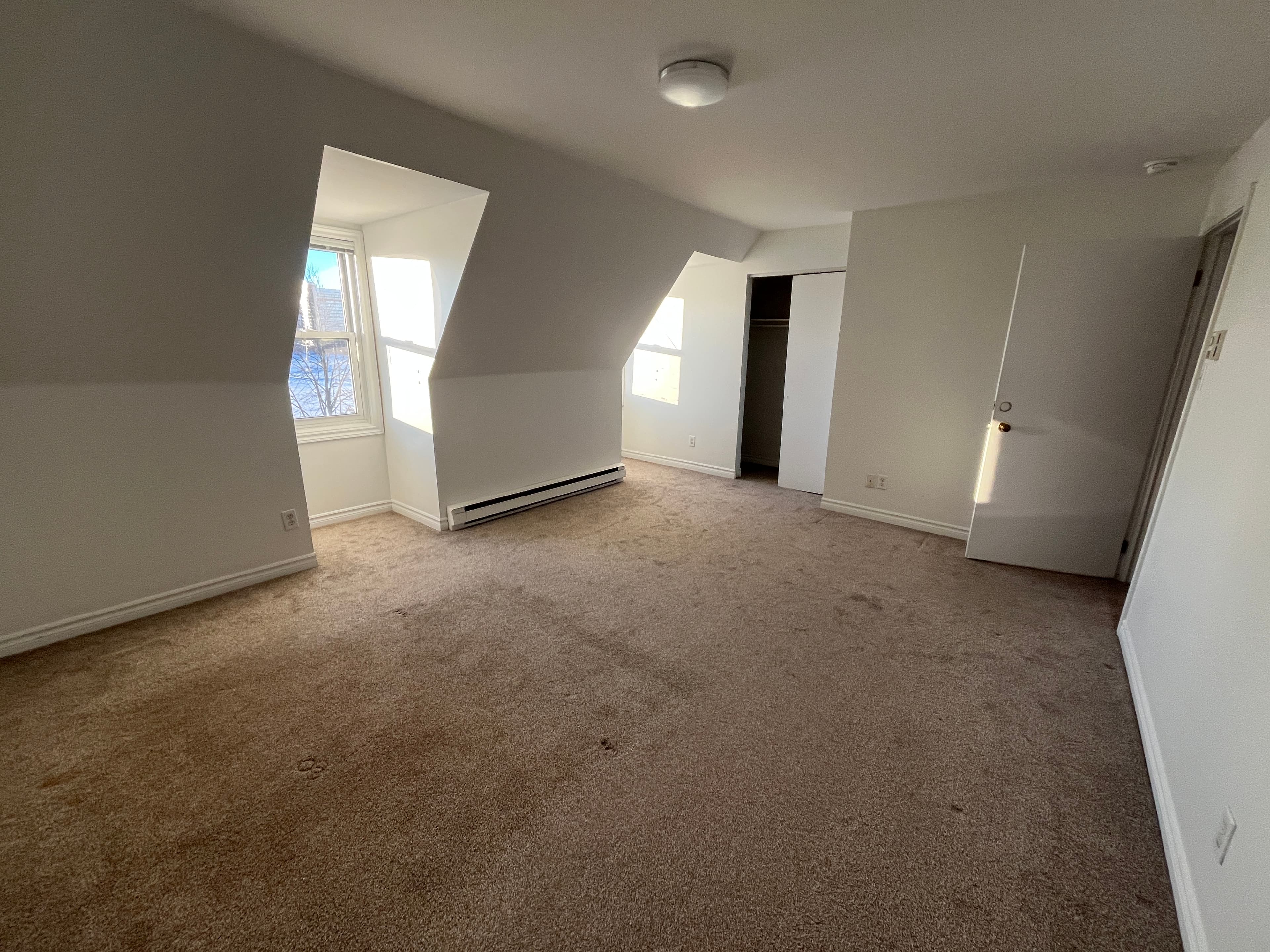Urchin Property Management Inc. — 2 - Photo 6