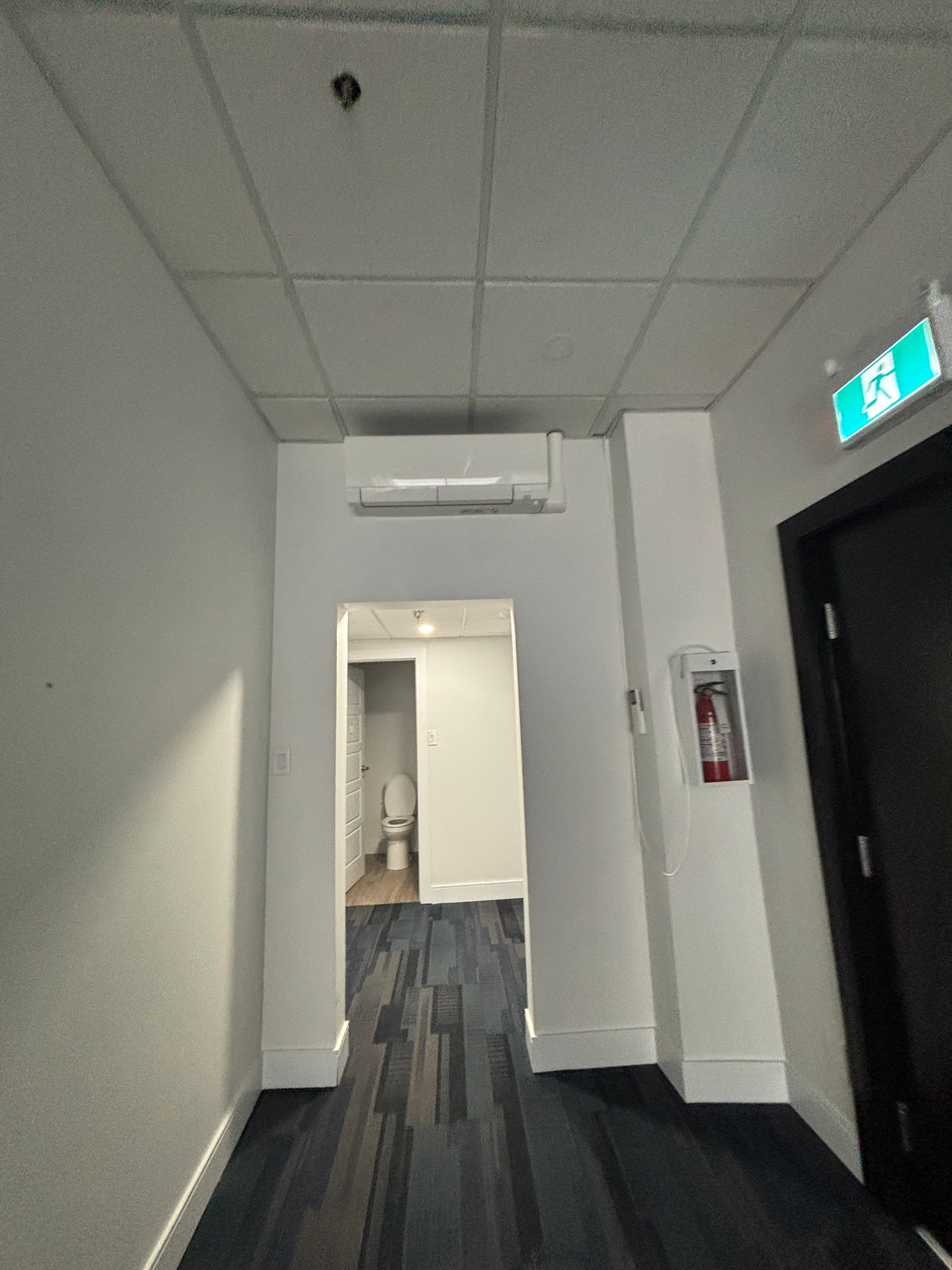 Whitehall Apartments — 2 - Photo 5