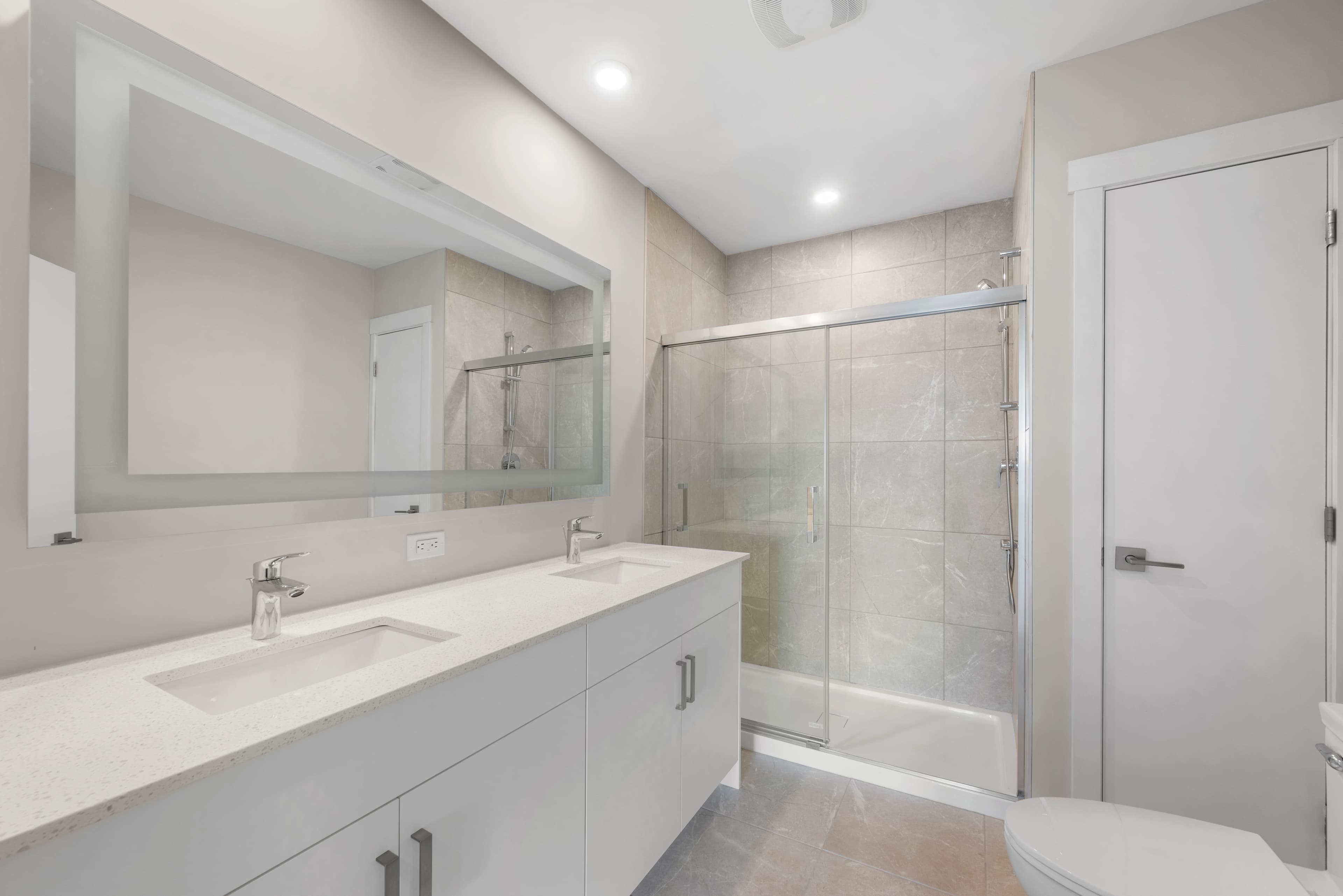 Buzz Property Management — 2 Bed - Plan A2 - Photo 18