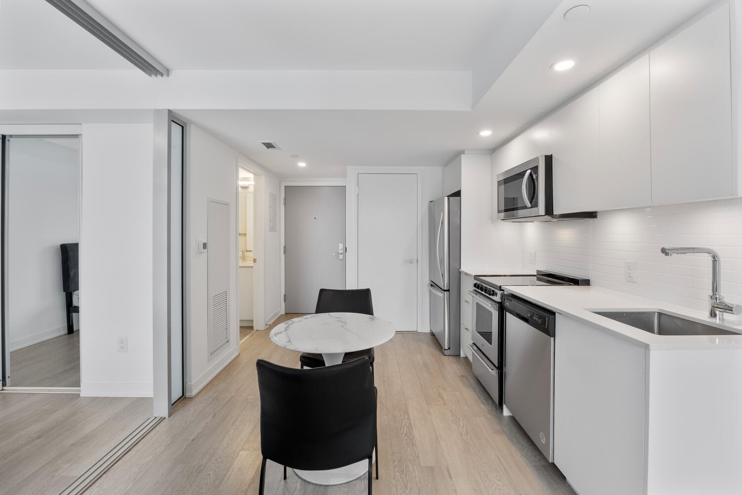 Cedarmount Capital - Photo 2