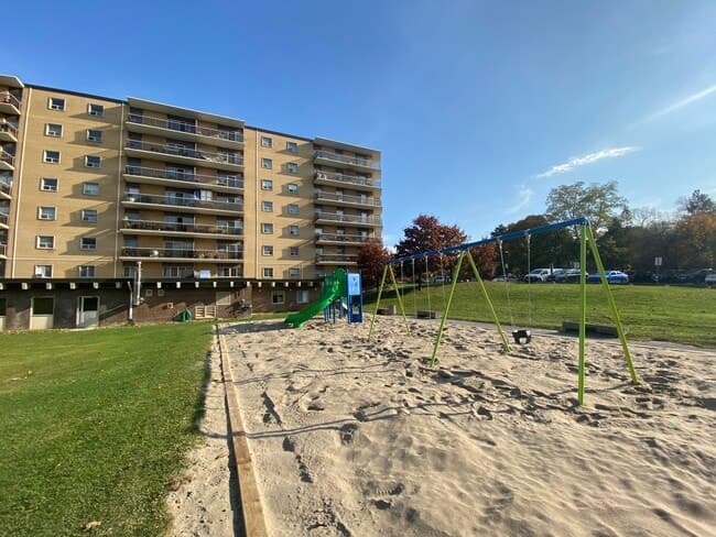 St Andrews Towers - Photo 27