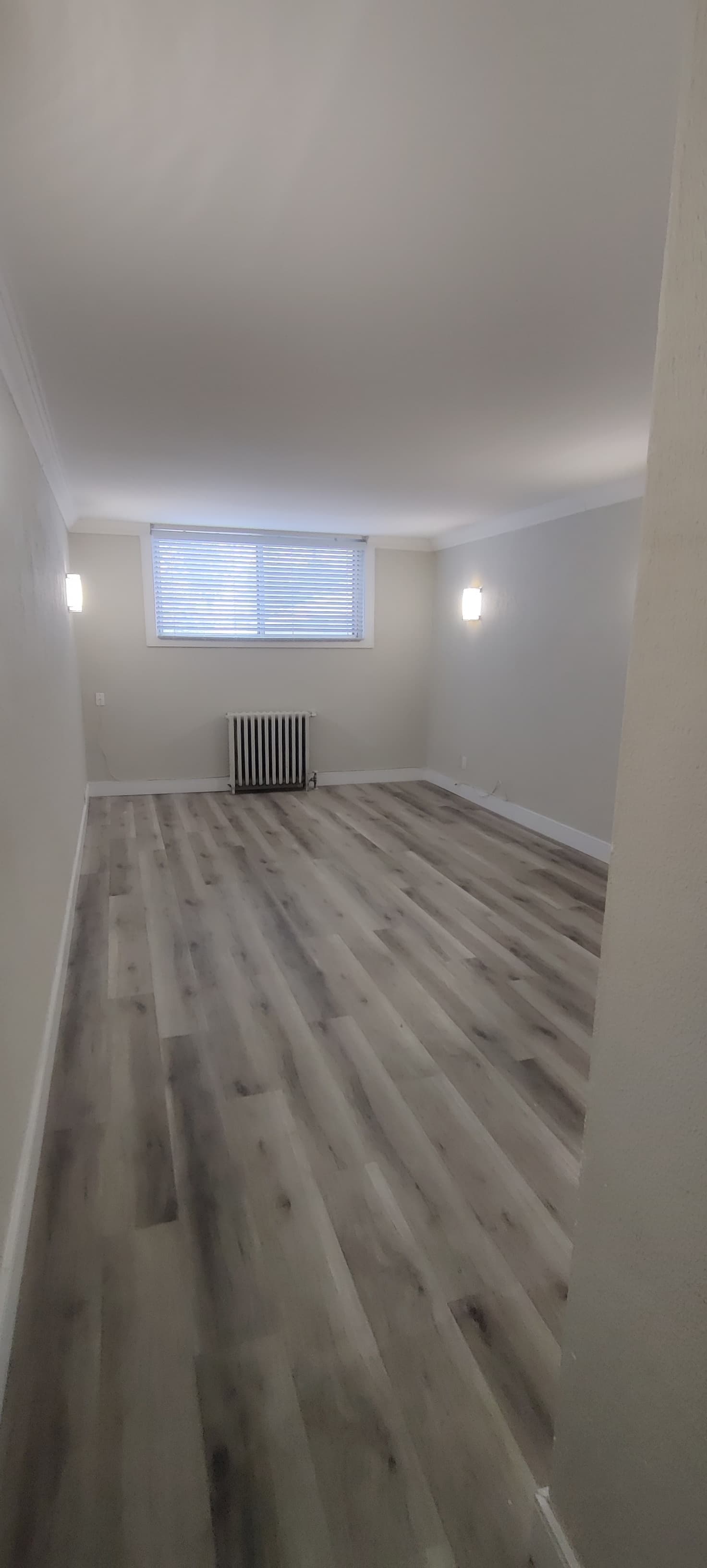 Whitehall Apartments - Photo 2