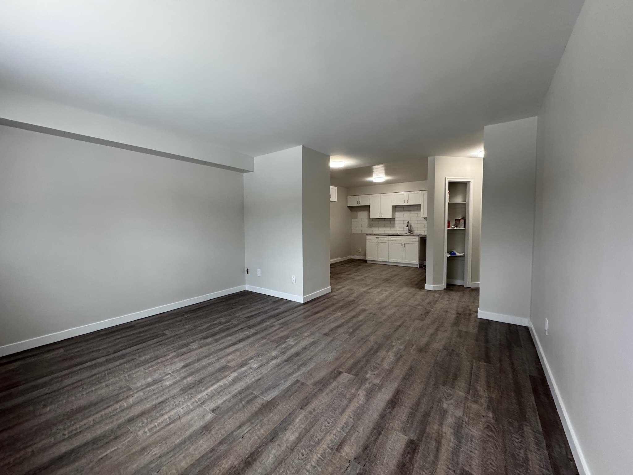 Whitehall Apartments — 13 - Photo 3