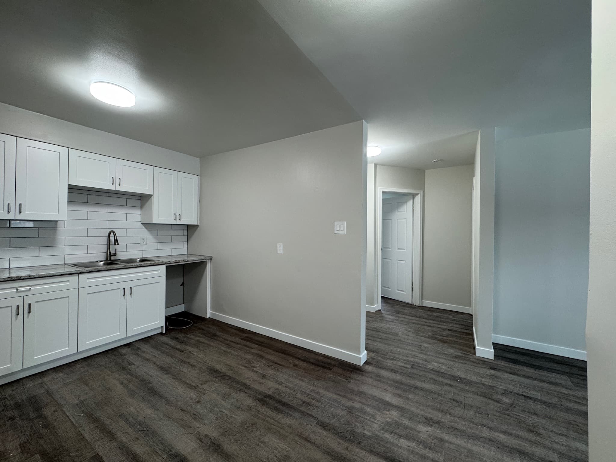 Whitehall Apartments — 13 - Photo 6