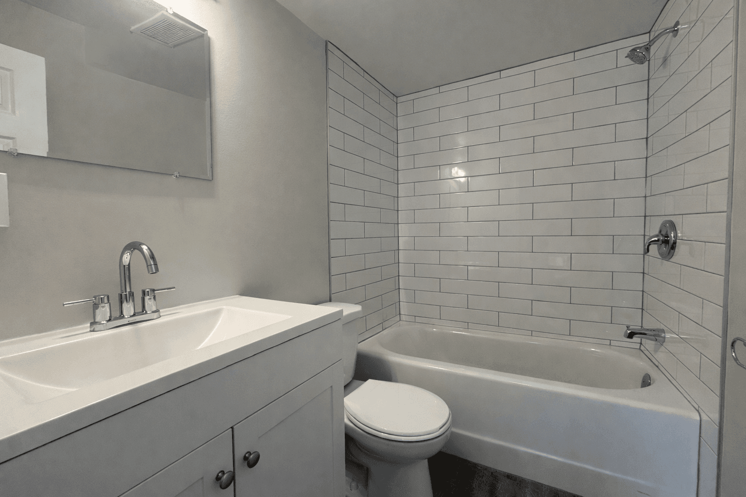 Whitehall Apartments — 13 - Photo 13