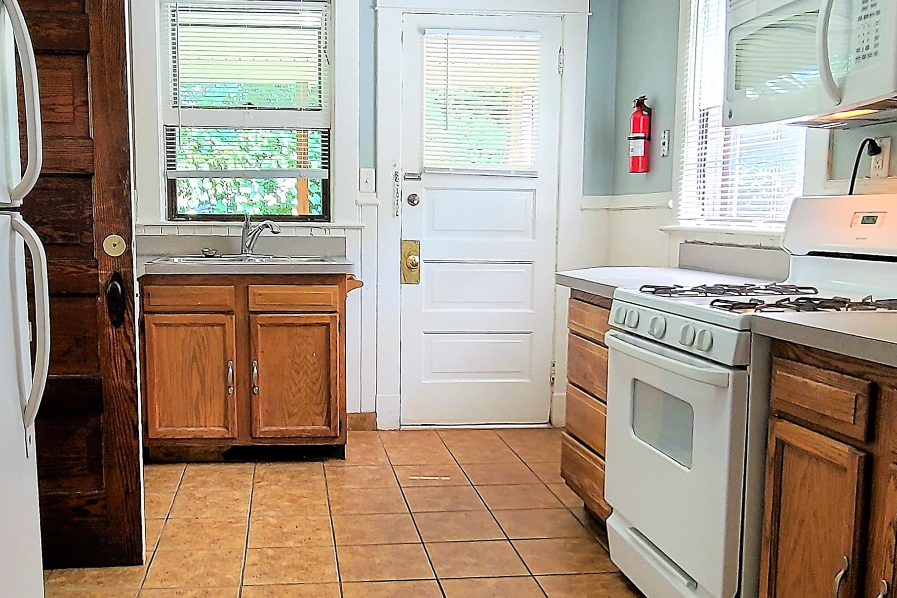 Investor’s Property Management - Photo 9