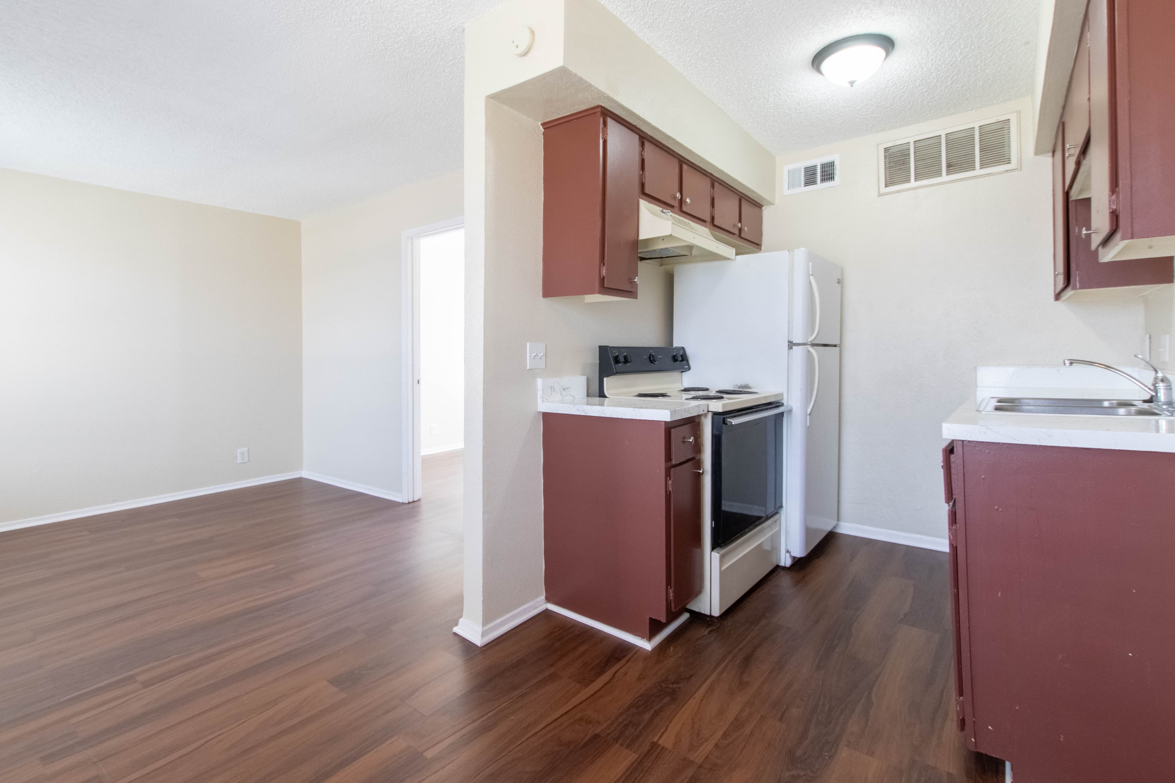 Scott Brown Properties - Photo 4