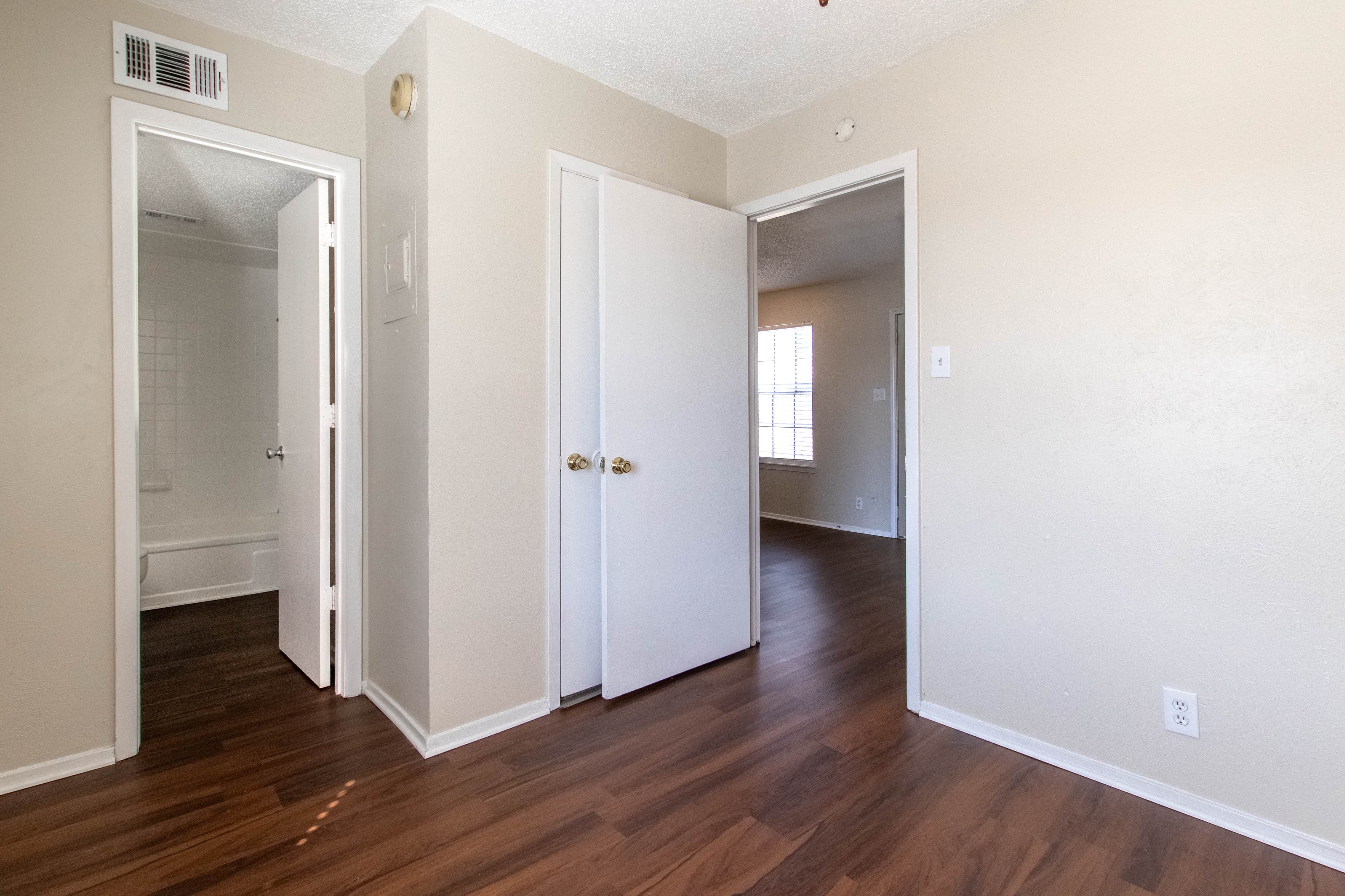 Scott Brown Properties - Photo 5