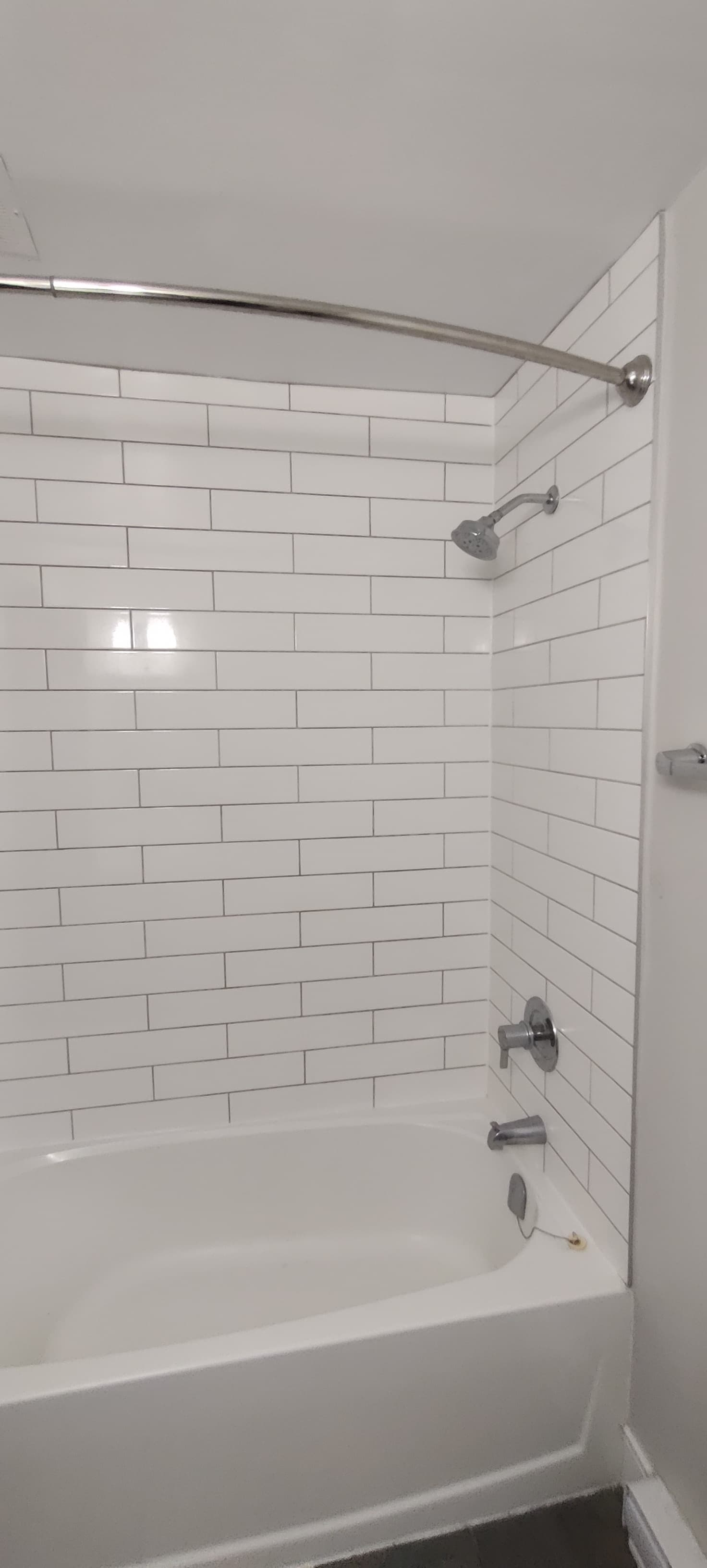 Whitehall Apartments - Photo 12
