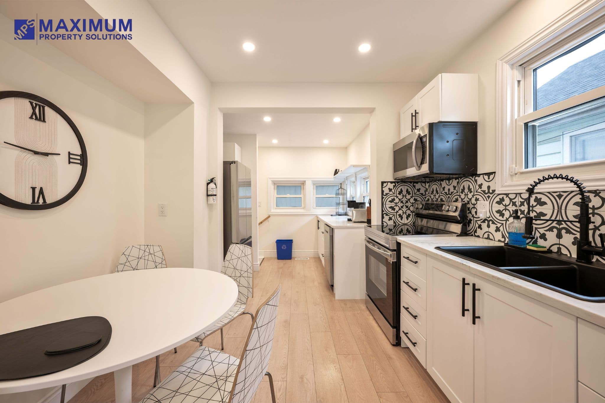 Maximum Property Solutions - Photo 10