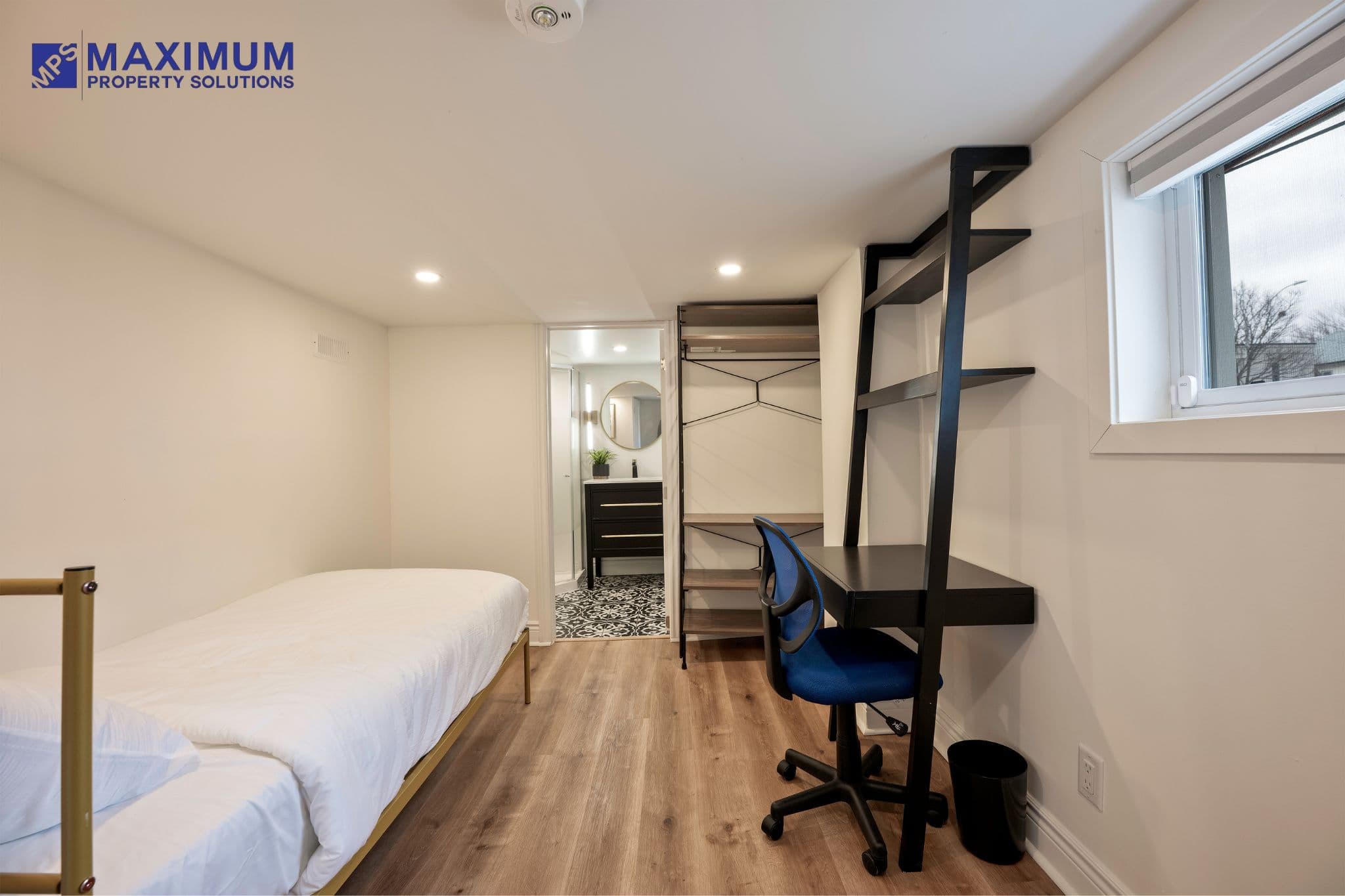 Maximum Property Solutions - Photo 8