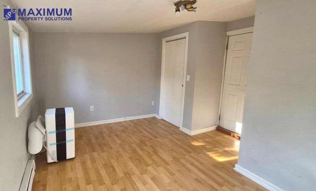 Maximum Property Solutions — 4 Bedroom(s) and 2 Bathroom(s) - Photo 7