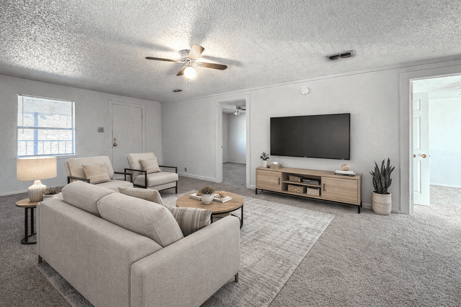 Scott Brown Properties — Elm Place Apartments - Photo 1