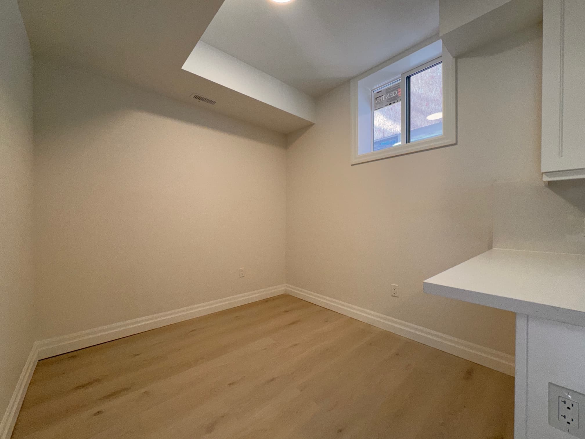 K-W Property Management - Photo 12
