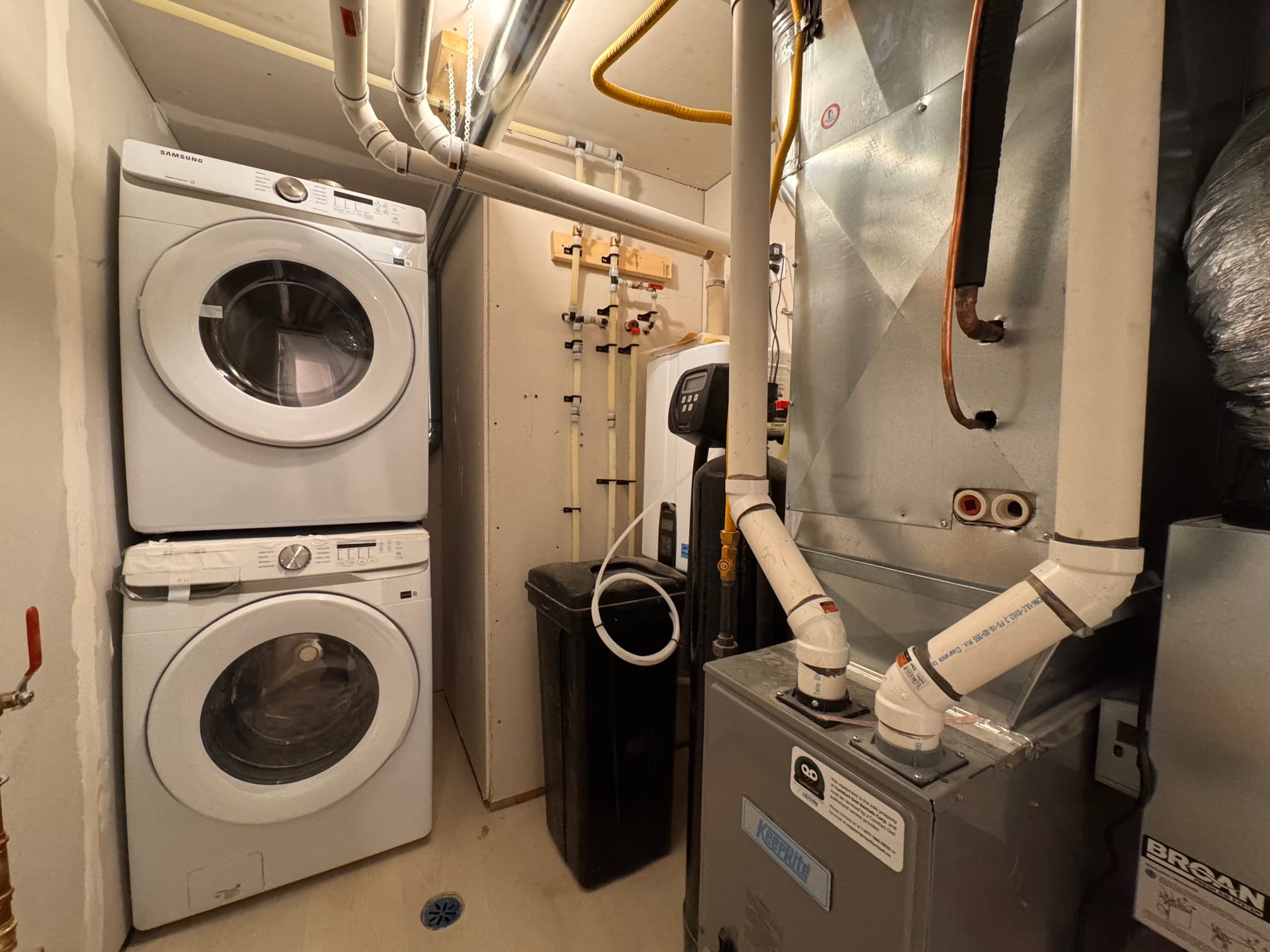 K-W Property Management - Photo 8