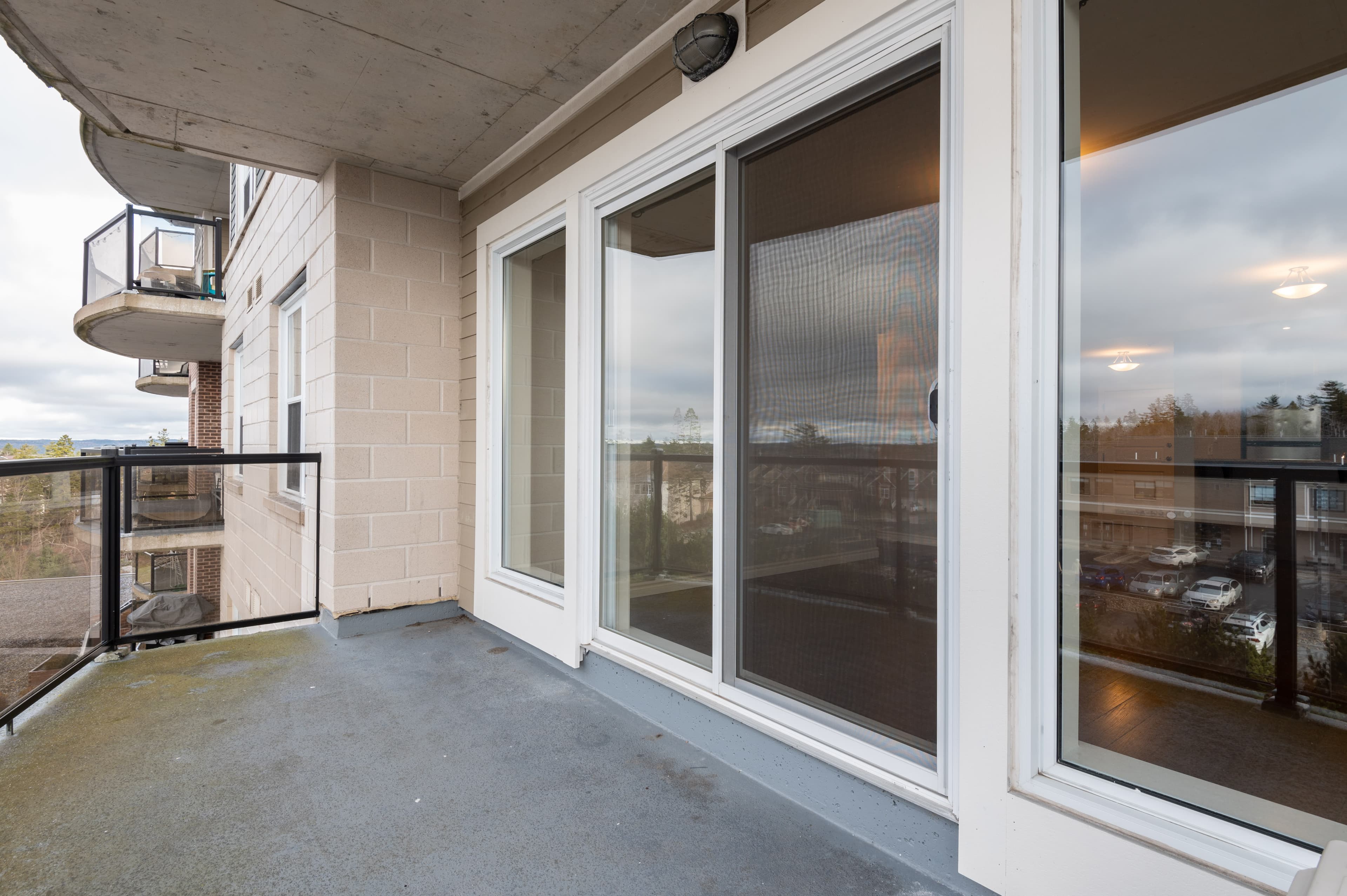 Hazelview Properties — 109 - Photo 7