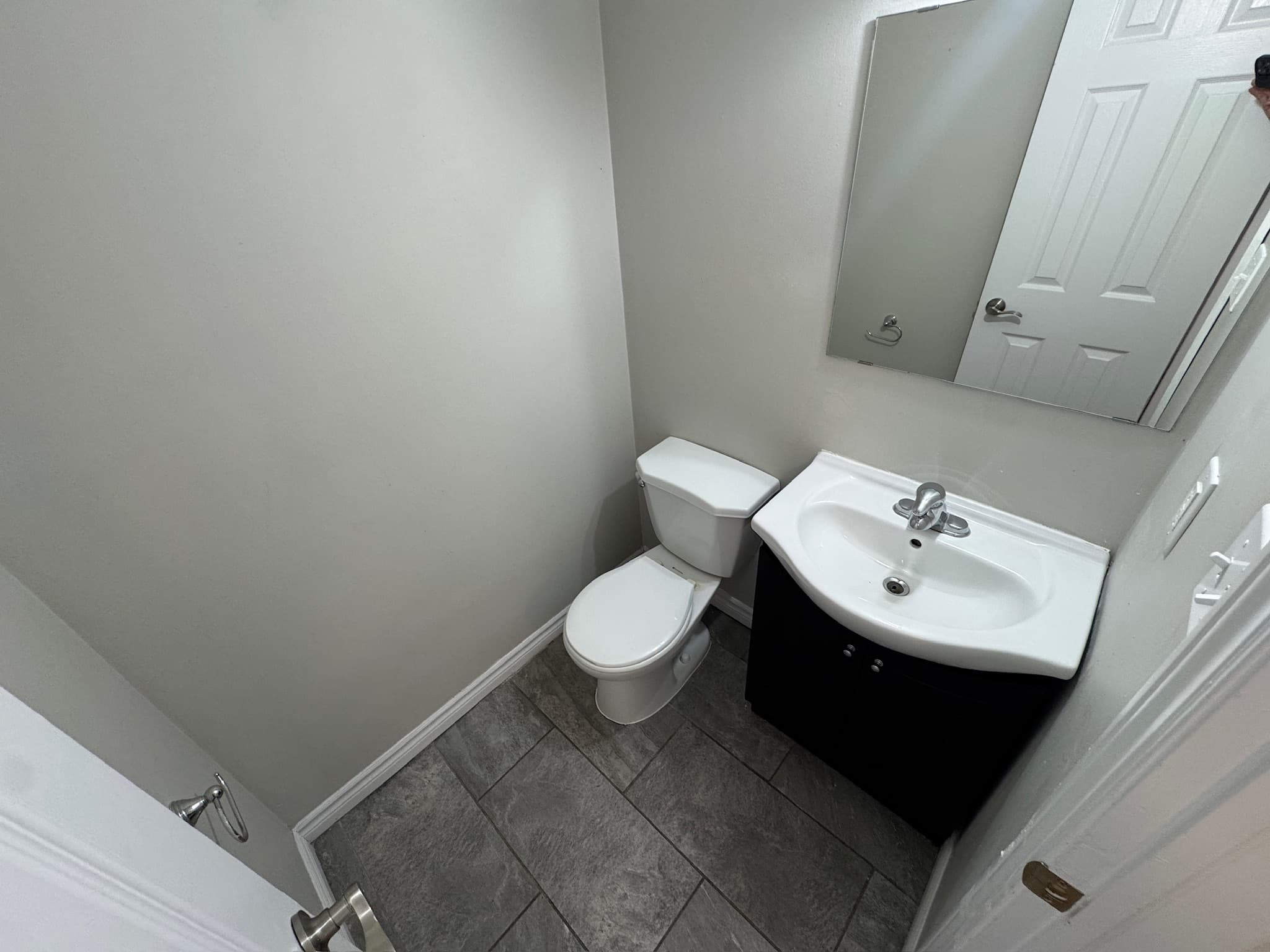Whitehall Apartments — 14 - Photo 16