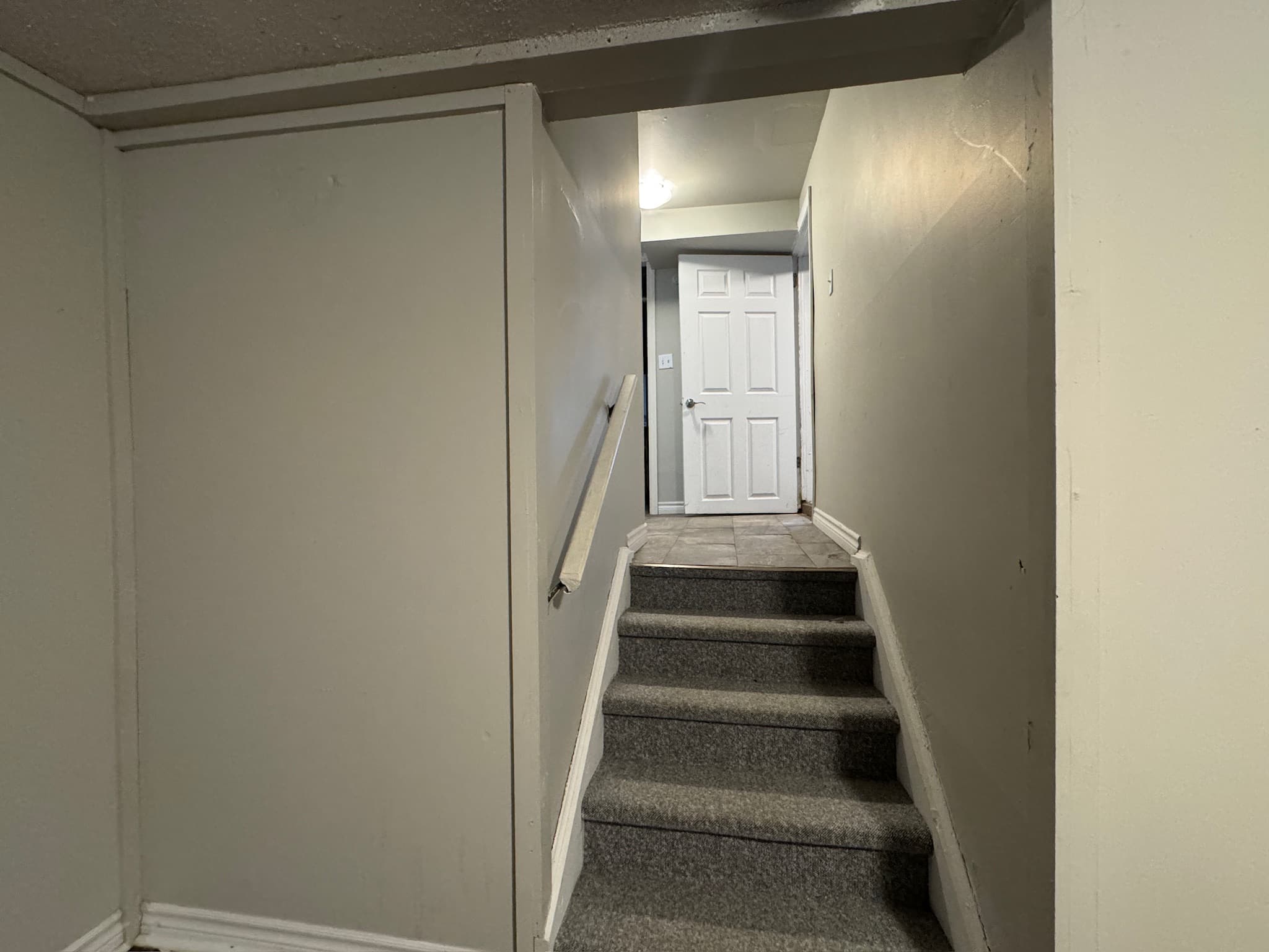 Whitehall Apartments — 14 - Photo 18