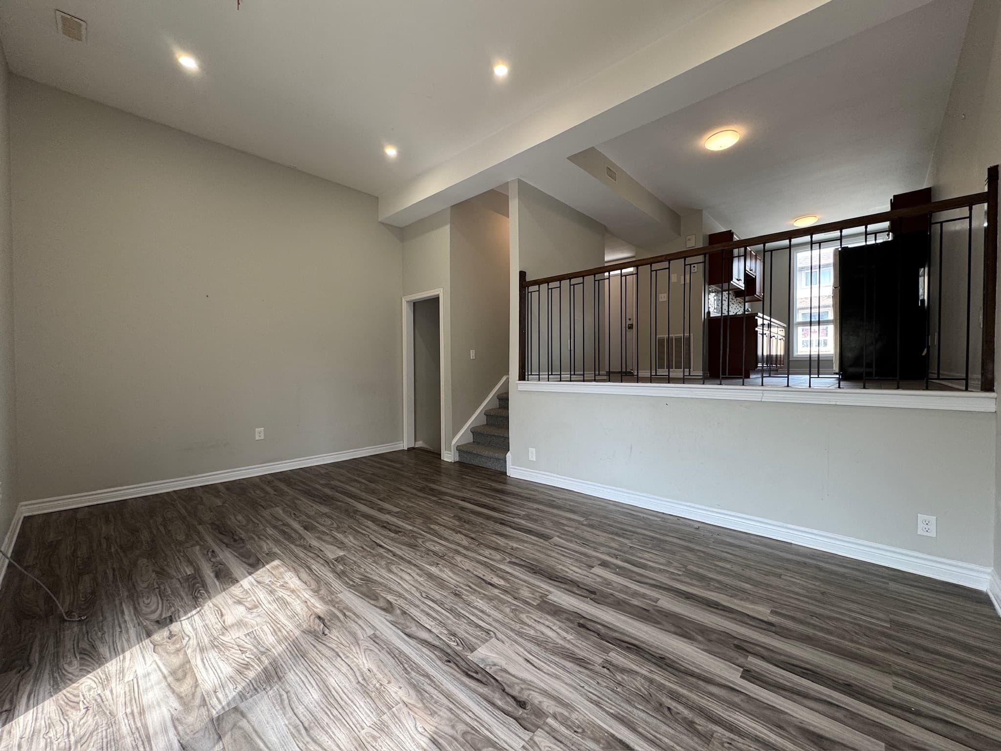 Whitehall Apartments — 14 - Photo 3