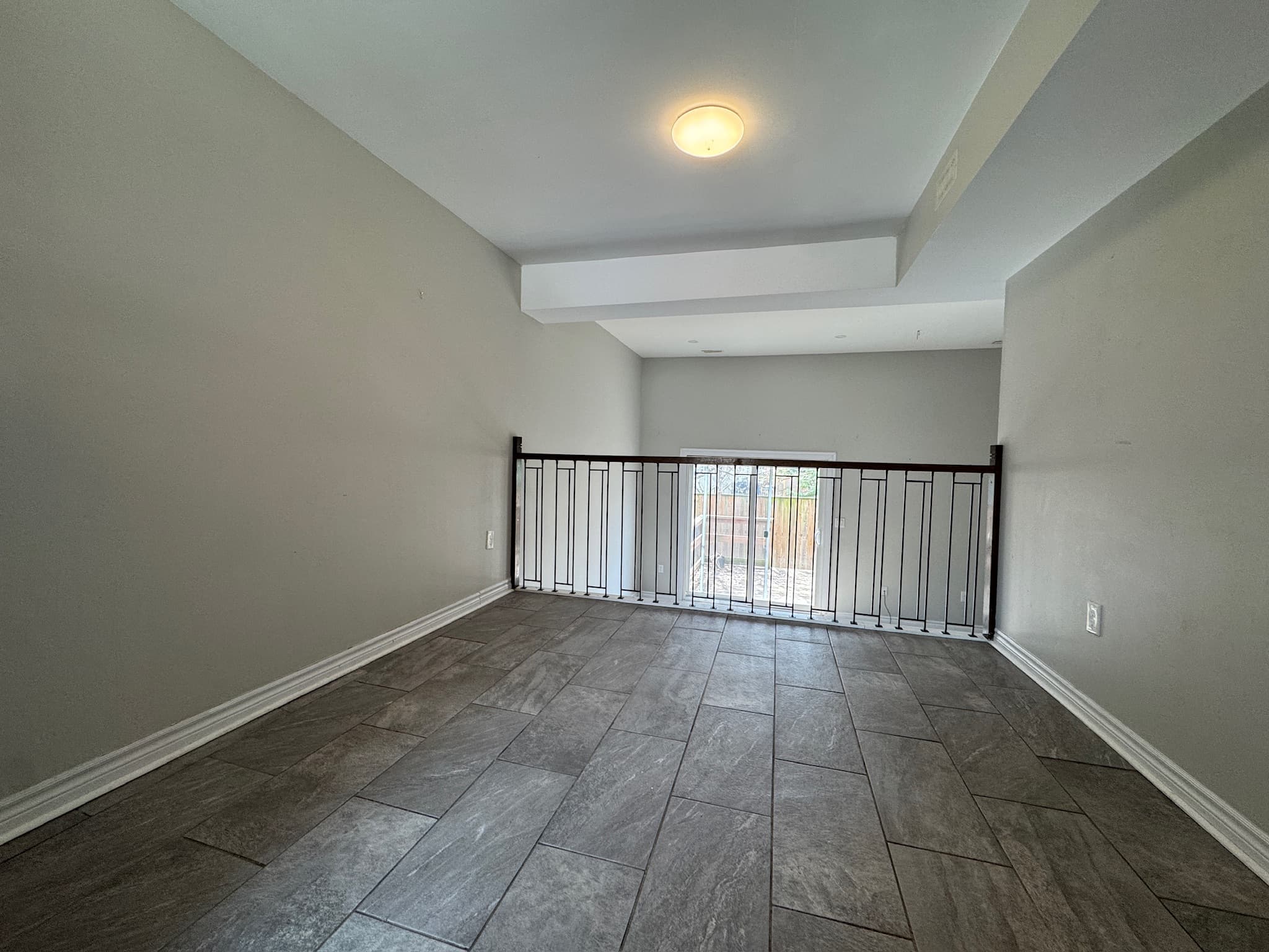 Whitehall Apartments — 14 - Photo 4