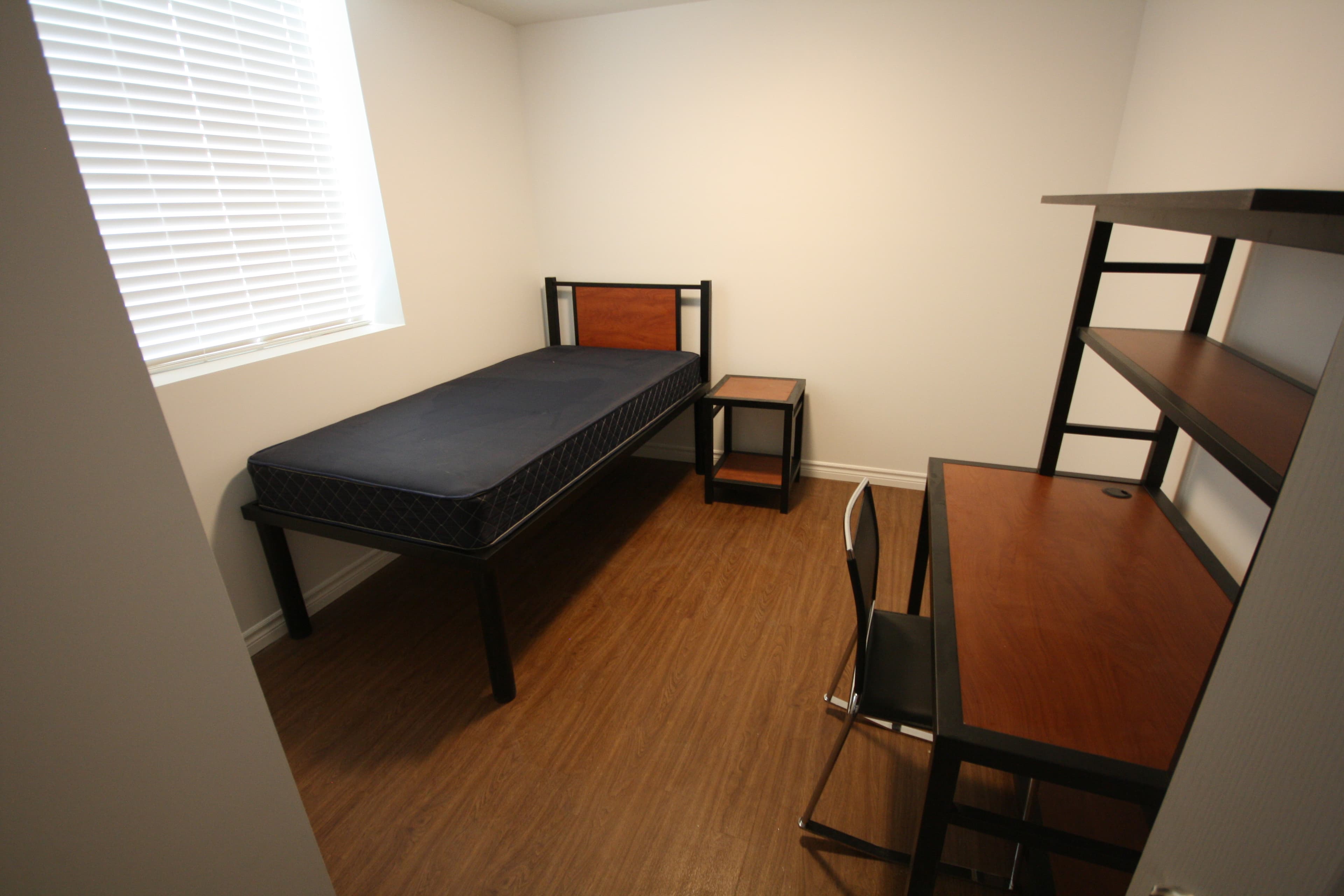 MainCline Executive Student rooms — 103-Room3 - Photo 74