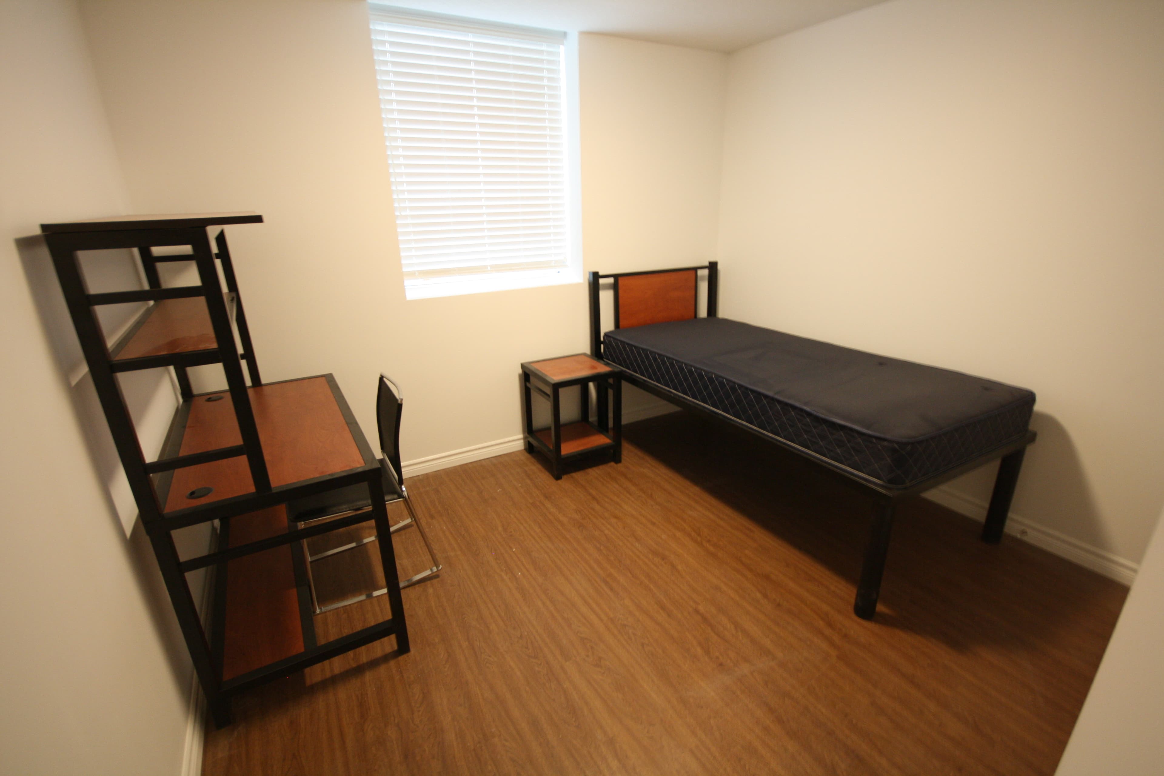 MainCline Executive Student rooms — 103-Room3 - Photo 75
