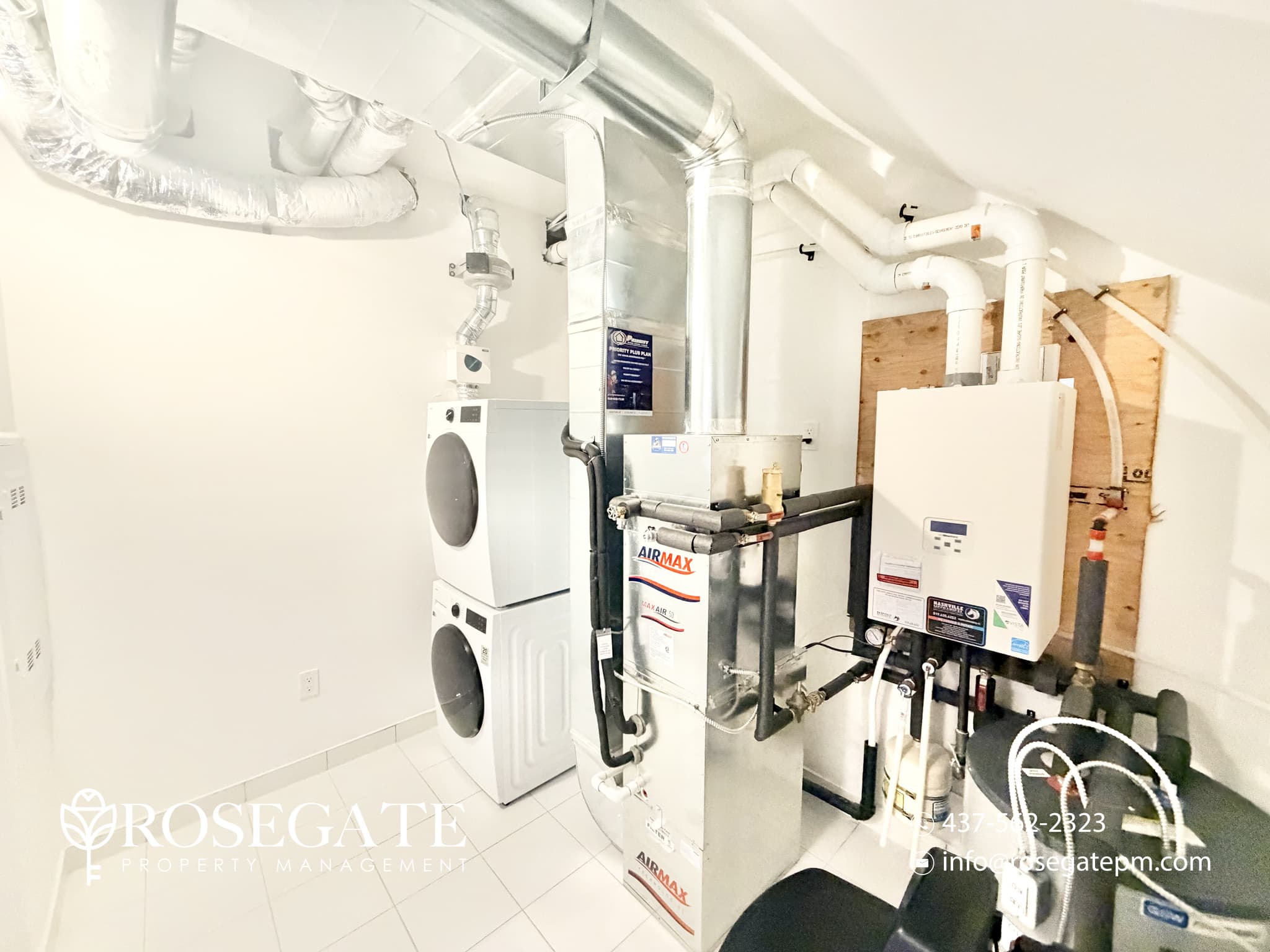 Rosegate Property Management — 2 Bedroom(s) and 2 Bathroom(s) - Photo 17