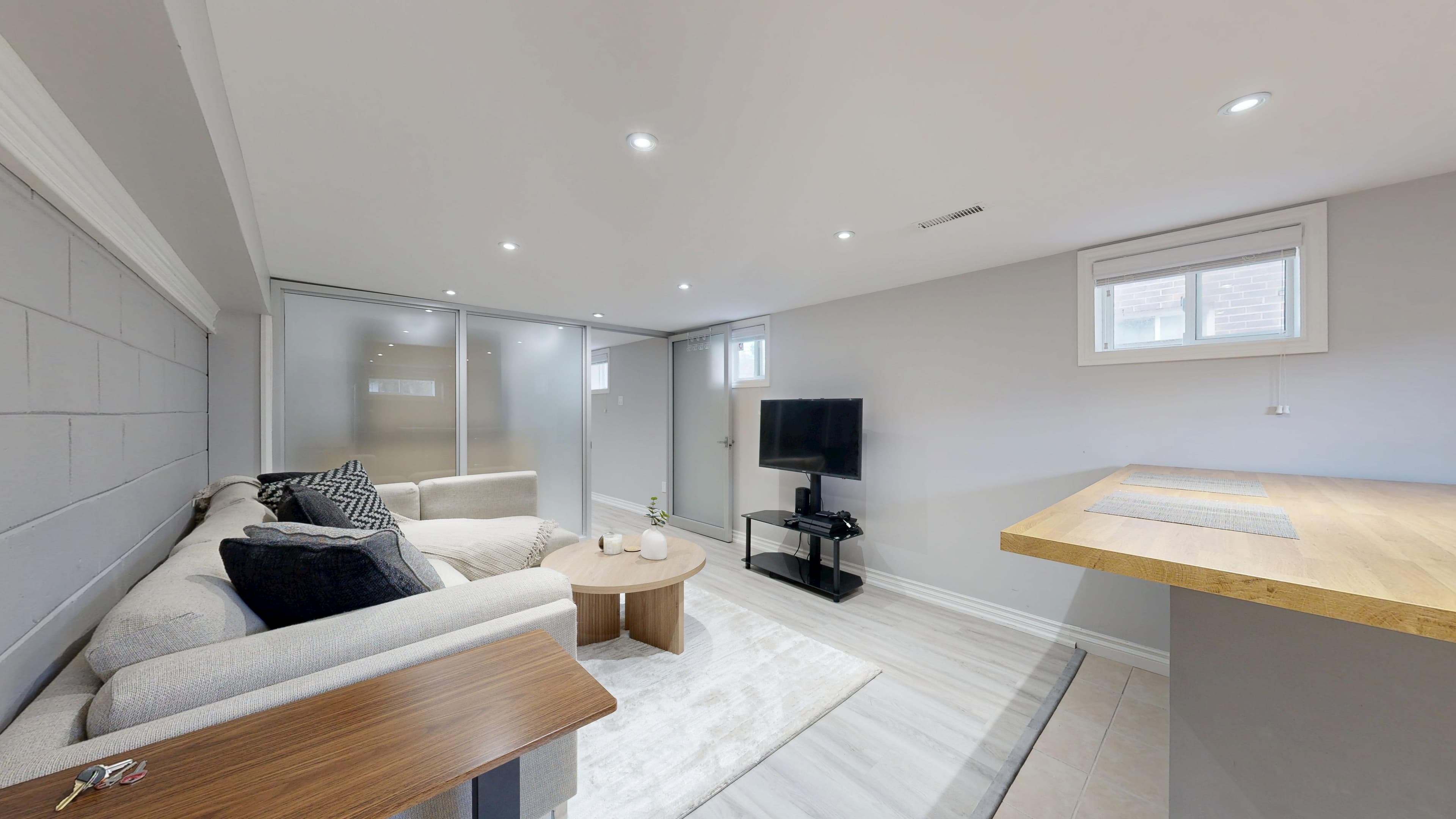 Rhenti — 1 Bedroom(s) and 1 Bathroom(s) - Photo 1